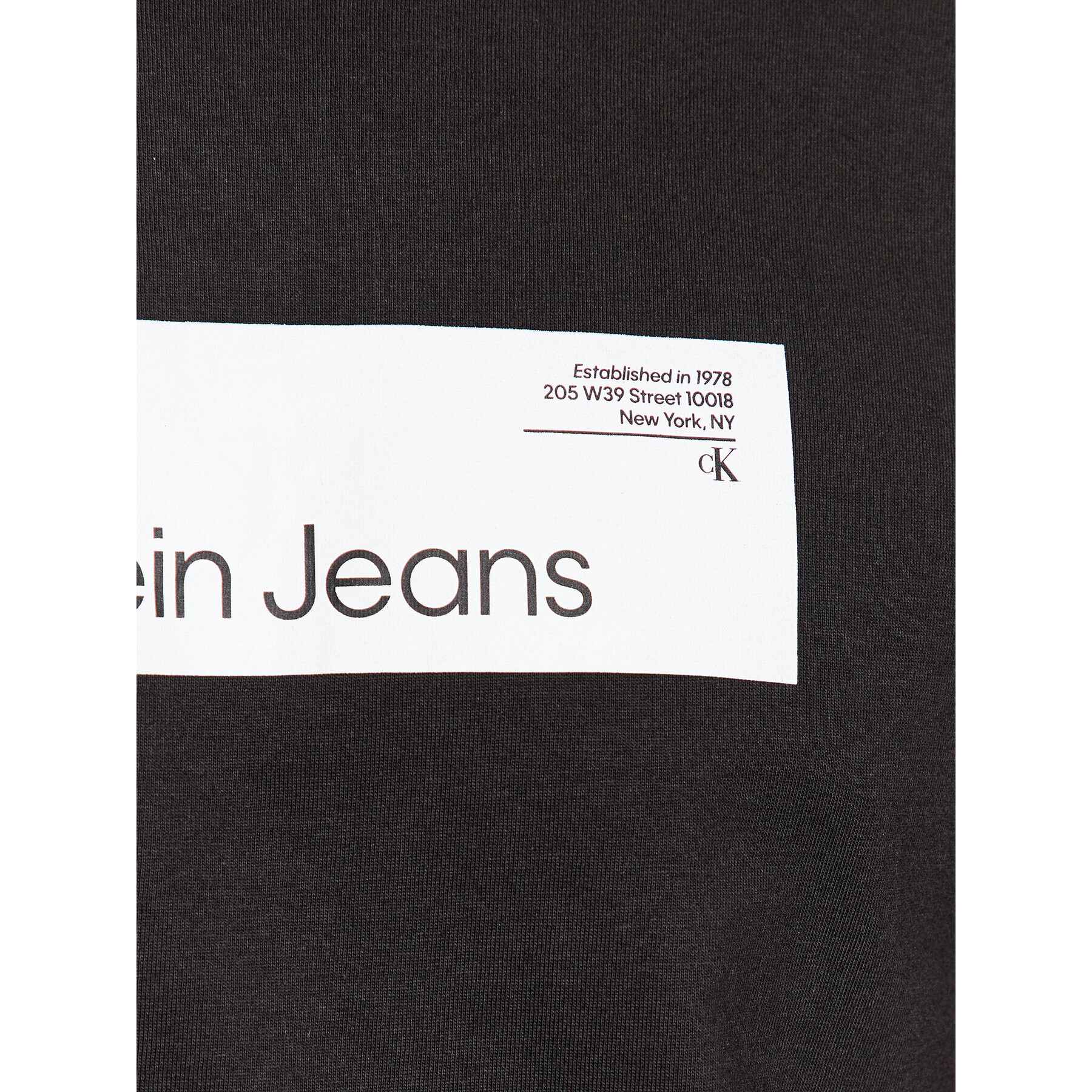 Calvin Klein Jeans Тишърт J30J324018 Черен Regular Fit - Pepit.bg