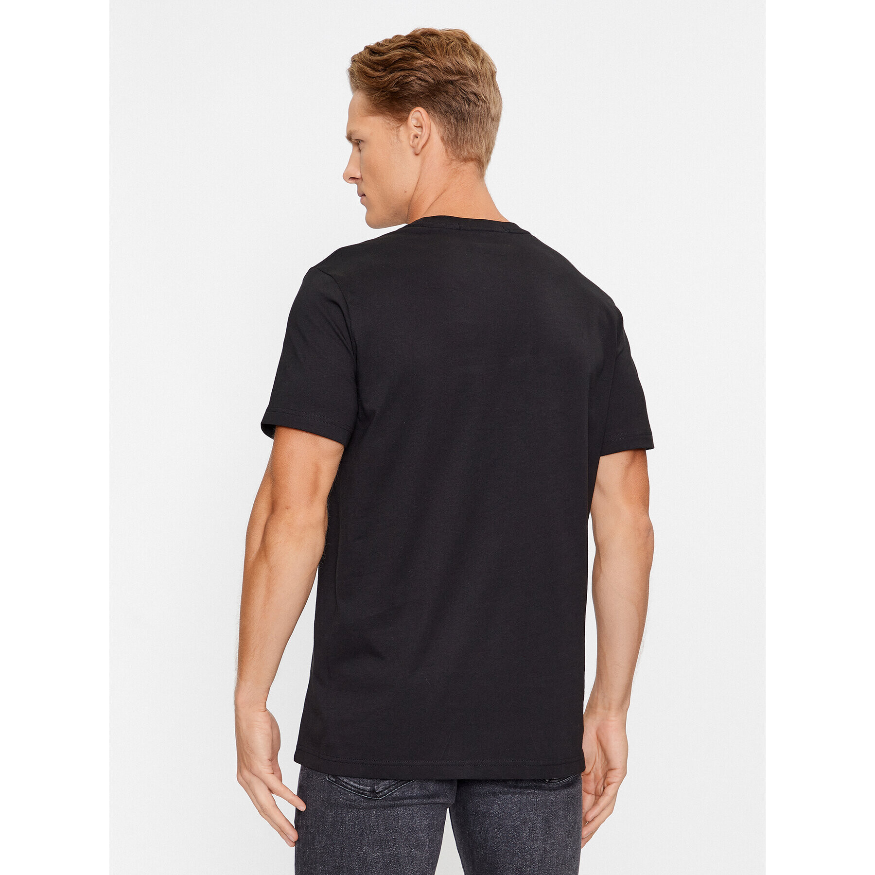 Calvin Klein Jeans Тишърт J30J324019 Черен Regular Fit - Pepit.bg