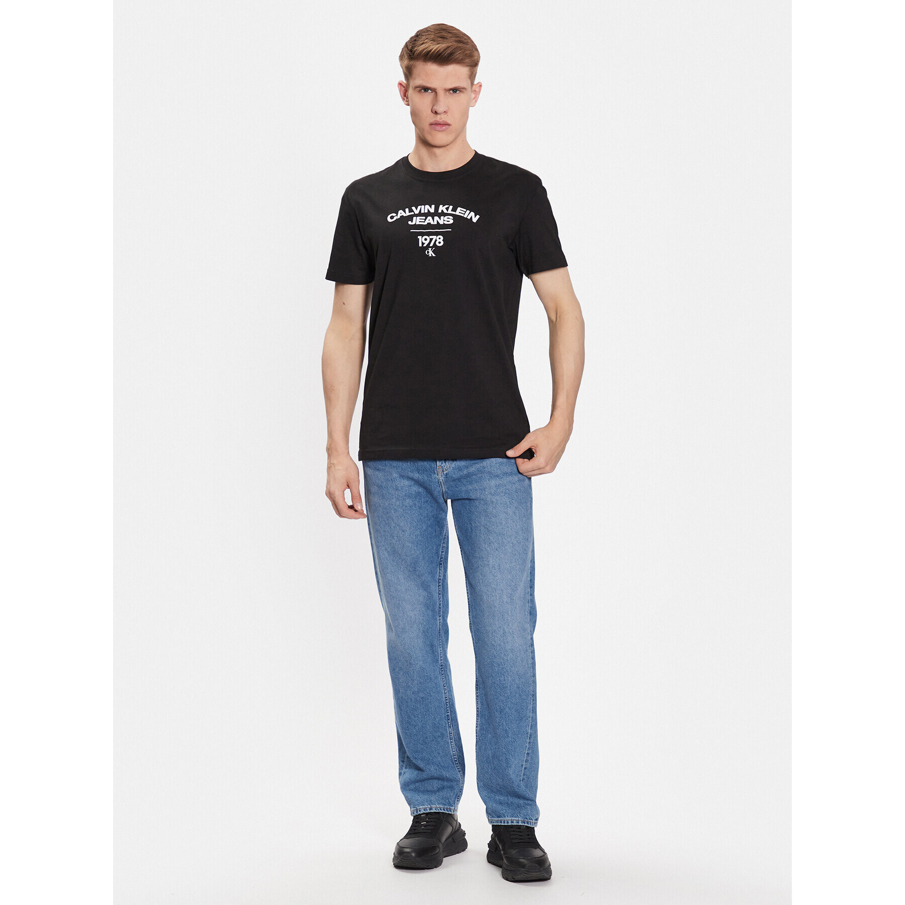 Calvin Klein Jeans Тишърт J30J324206 Черен Regular Fit - Pepit.bg