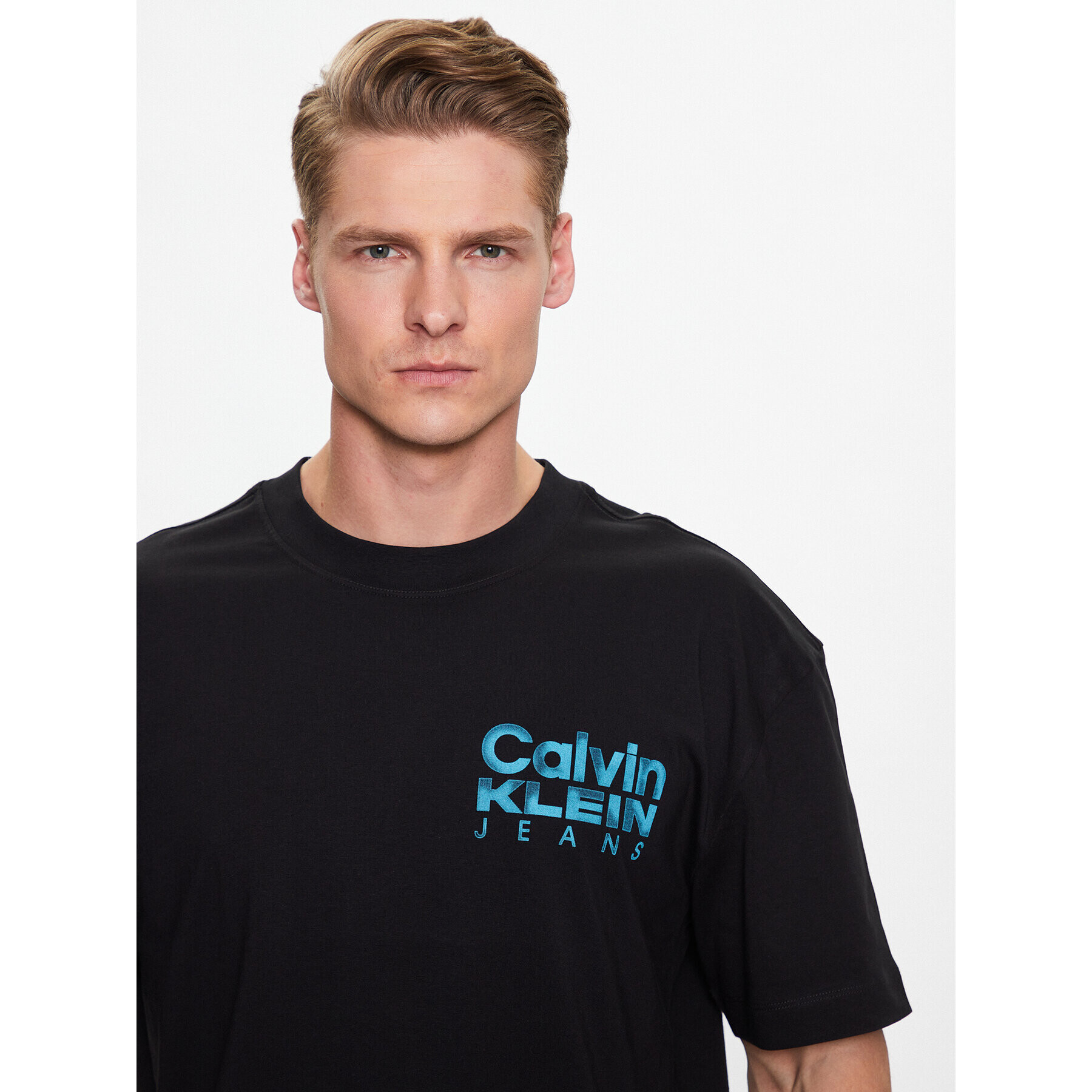 Calvin Klein Jeans Тишърт J30J324225 Черен Regular Fit - Pepit.bg