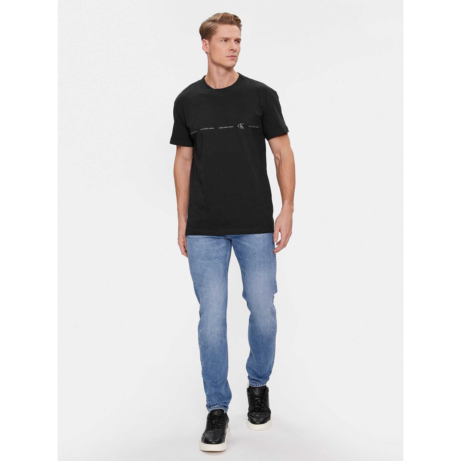 Calvin Klein Jeans Тишърт Logo Repeat J30J324668 Черен Regular Fit - Pepit.bg