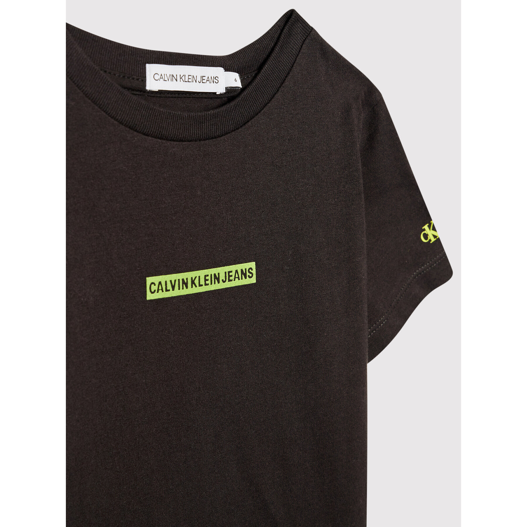 Calvin Klein Jeans Тишърт Micro Flock Logo IB0IB01054 Черен Slim Fit - Pepit.bg