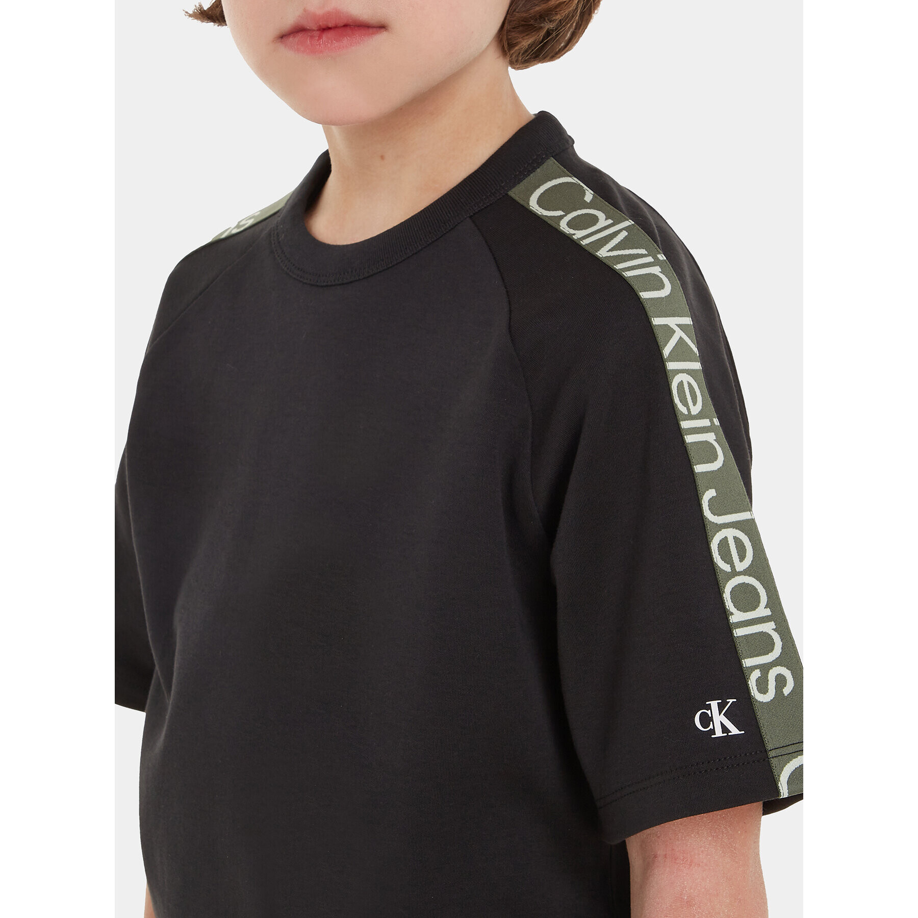 Calvin Klein Jeans Тишърт Tape IB0IB01877 Черен Regular Fit - Pepit.bg