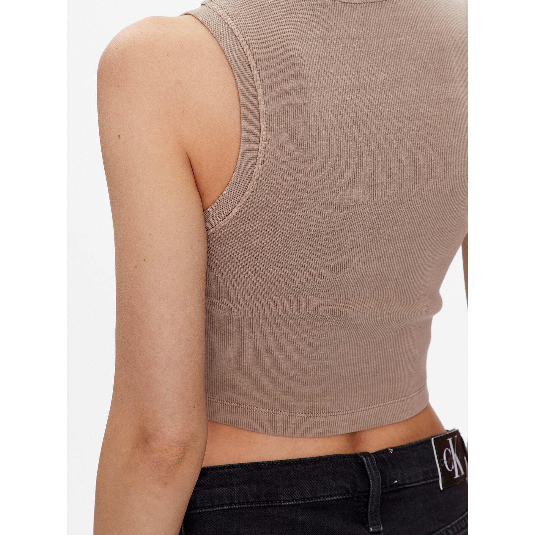 Calvin Klein Jeans топ J20J221564 Кафяв Cropped Fit - Pepit.bg