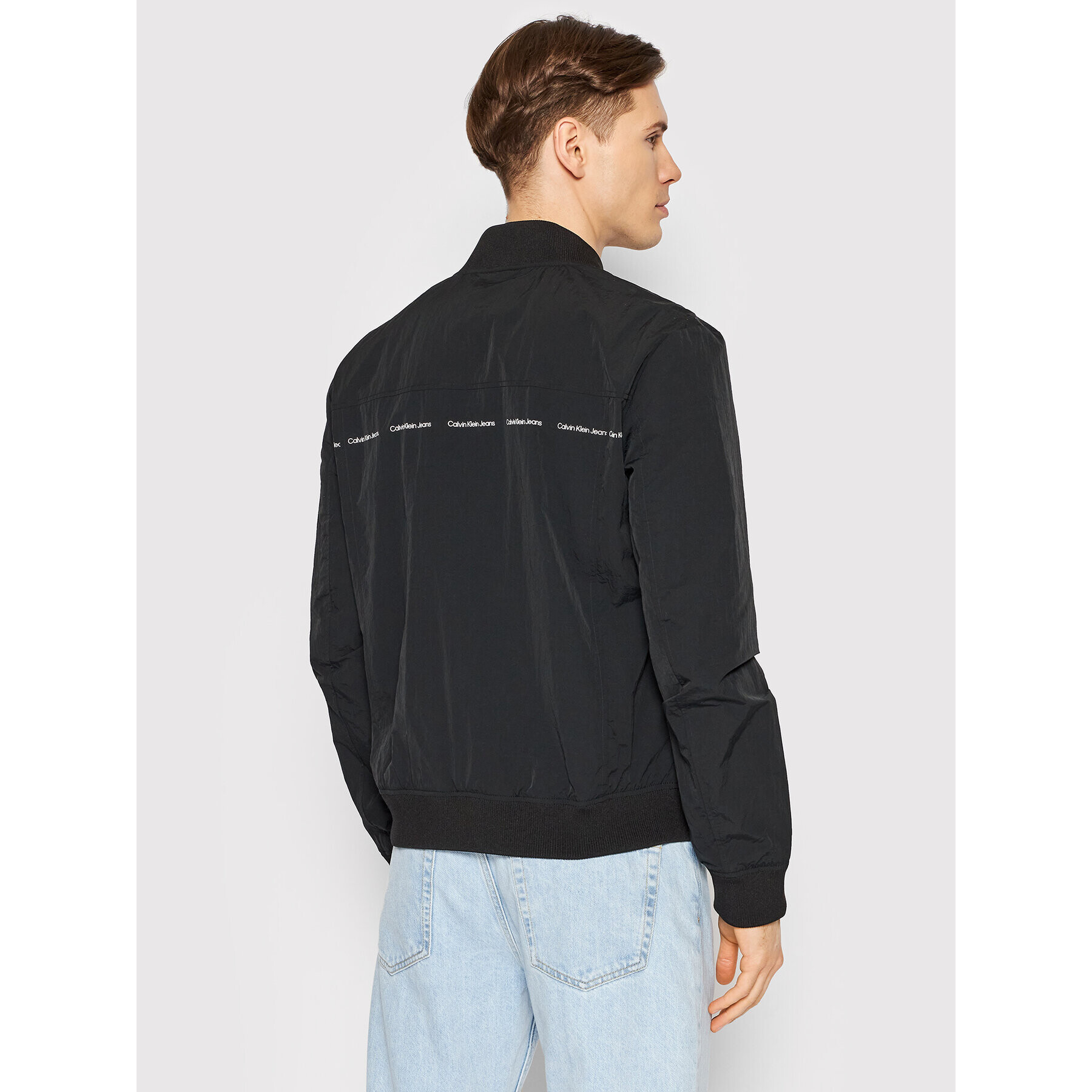 Calvin Klein Jeans Яке бомбър J30J320276 Черен Regular Fit - Pepit.bg