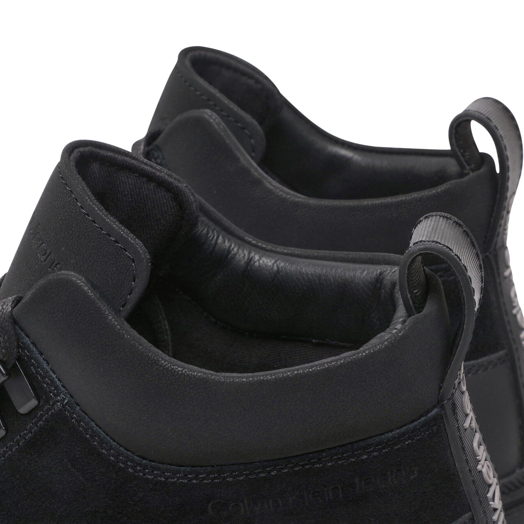 Calvin Klein Jeans Зимни обувки YM0YM00468 Черен - Pepit.bg