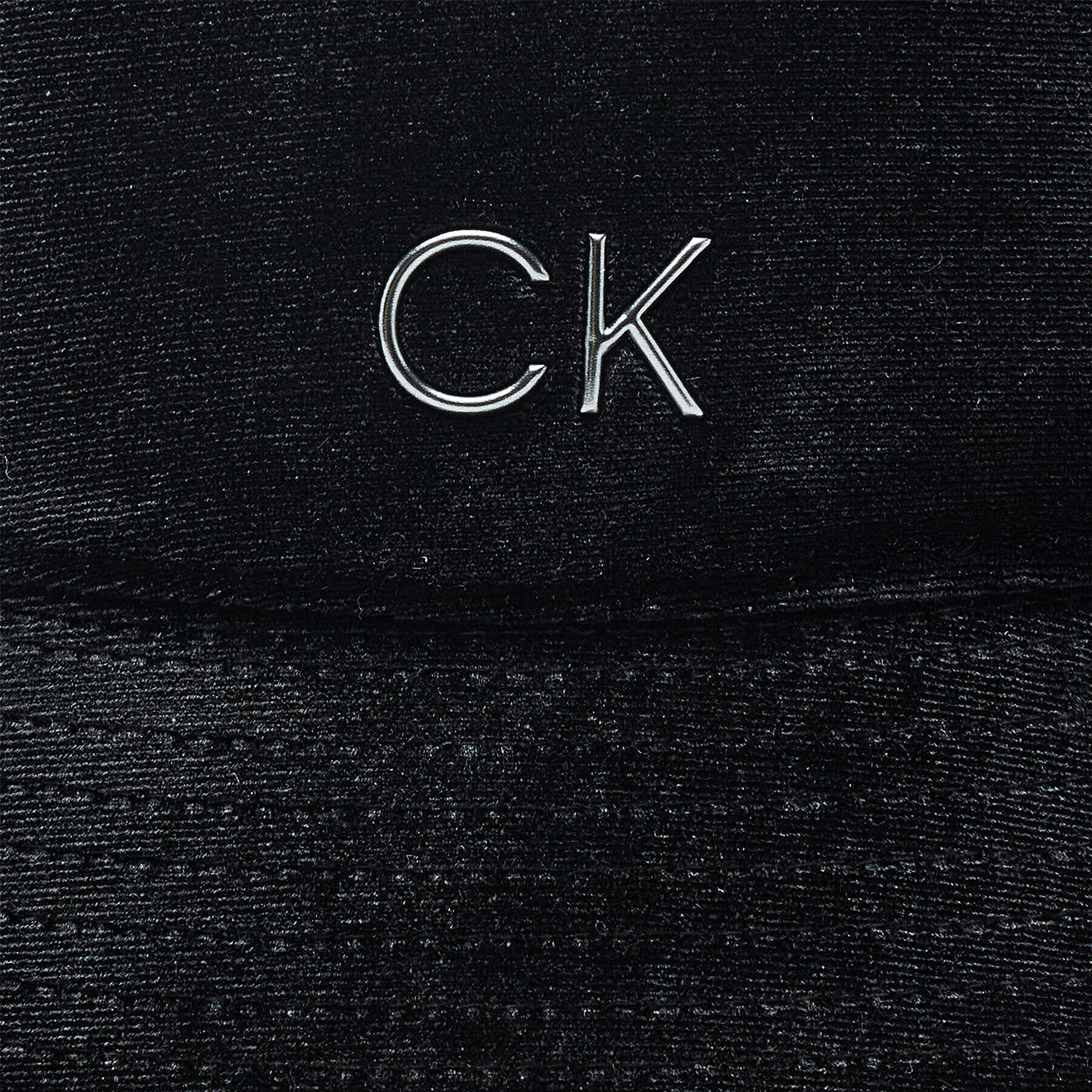 Calvin Klein Капела Re-Lock Velvet K60K610216 Черен - Pepit.bg