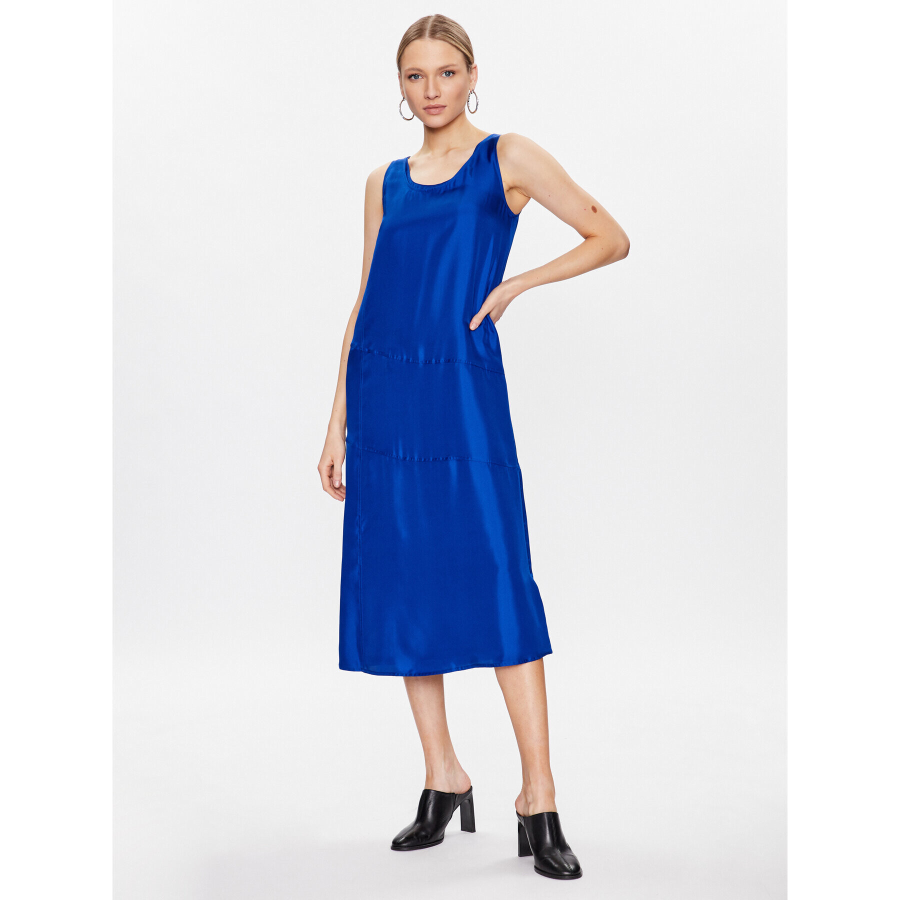 Calvin Klein Коктейлна рокля K20K205630 Син Regular Fit - Pepit.bg