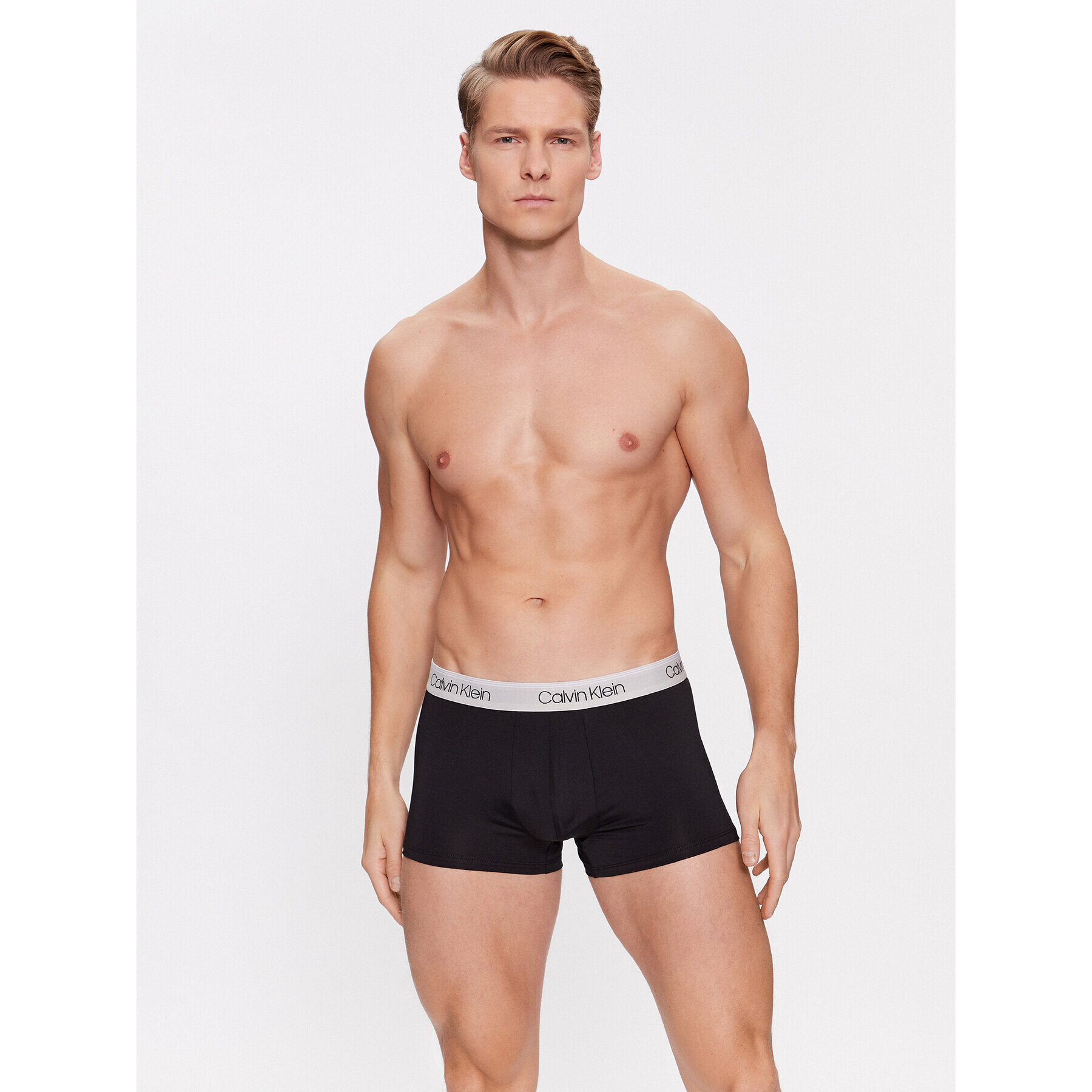 Calvin Klein Комплект 3 чифта боксерки Low Rise Trunk 3Pk 000NB2569A Черен - Pepit.bg