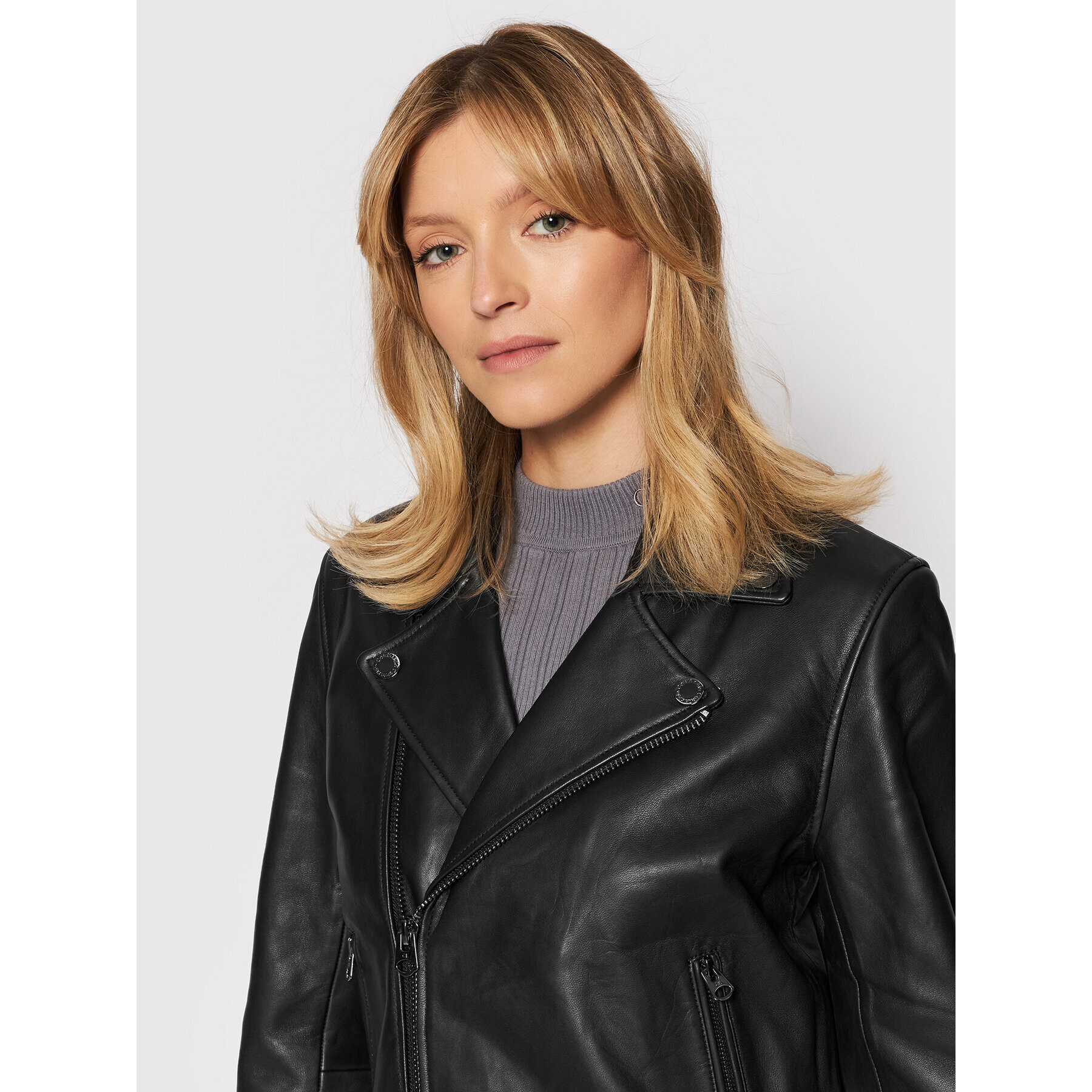 Calvin Klein Кожено яке Essential K20K203606 Черен Regular Fit - Pepit.bg