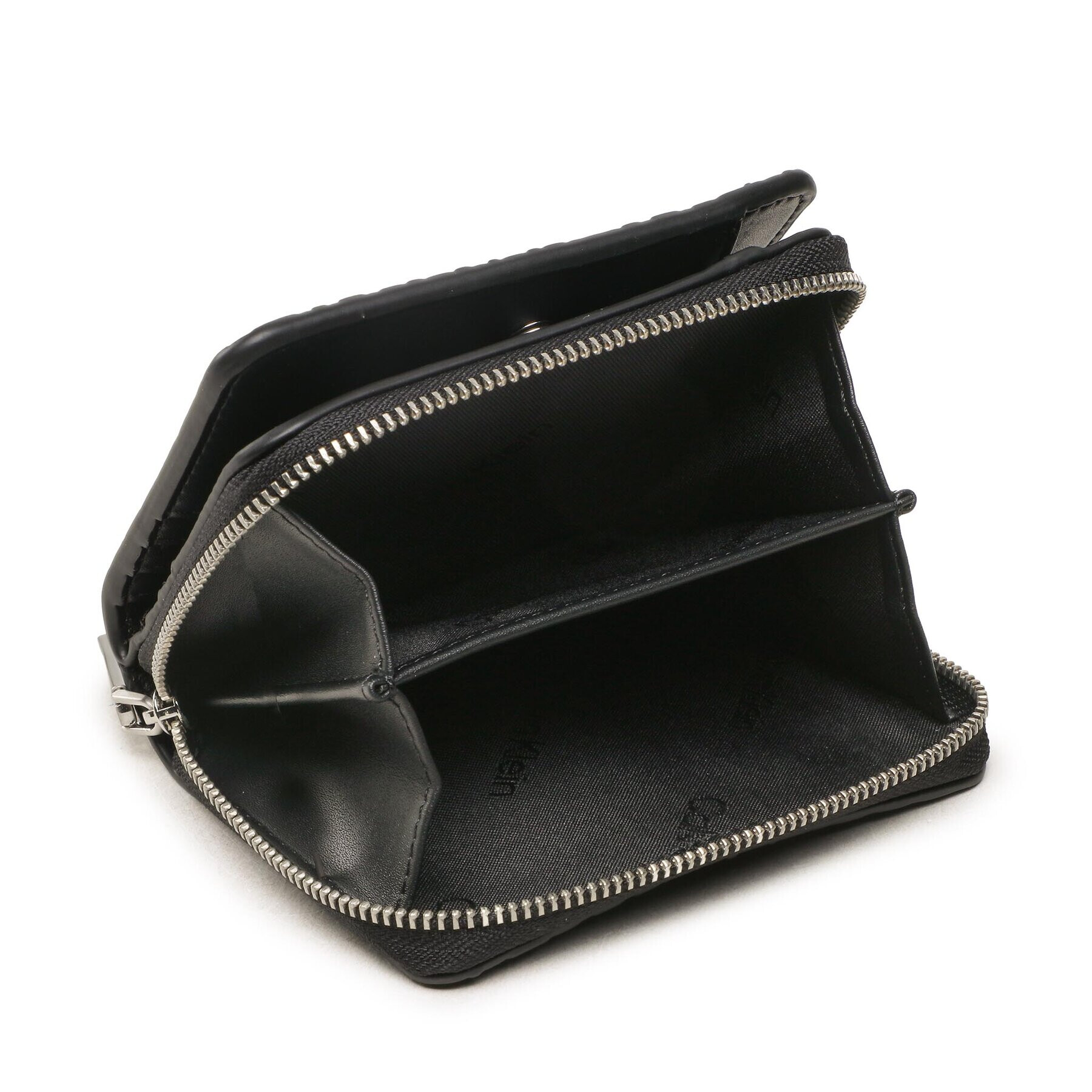 Calvin Klein Малък дамски портфейл Ck Must Wallet W/Flap Md-Emb Mn K60K610950 Черен - Pepit.bg