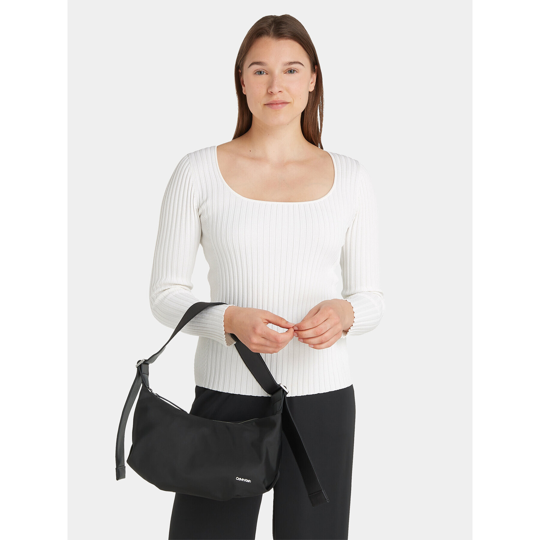 Calvin Klein Мъжка чантичка Wide Strap Nylon Shoulder Bag Sm K60K611056 Черен - Pepit.bg