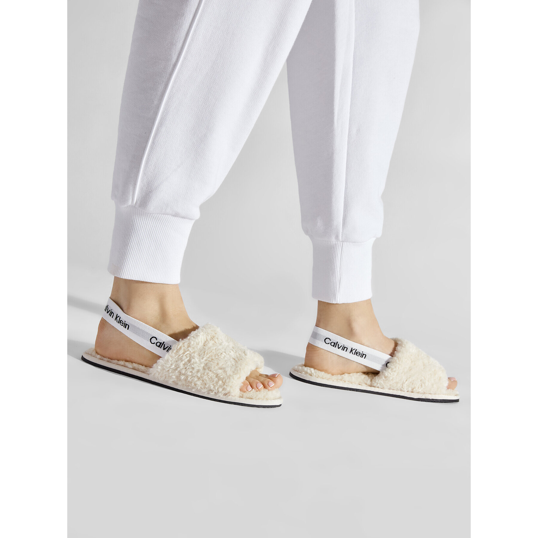 Calvin Klein Пантофи Slipper Slingback U He-Shearling HW0HW00836 Бежов - Pepit.bg