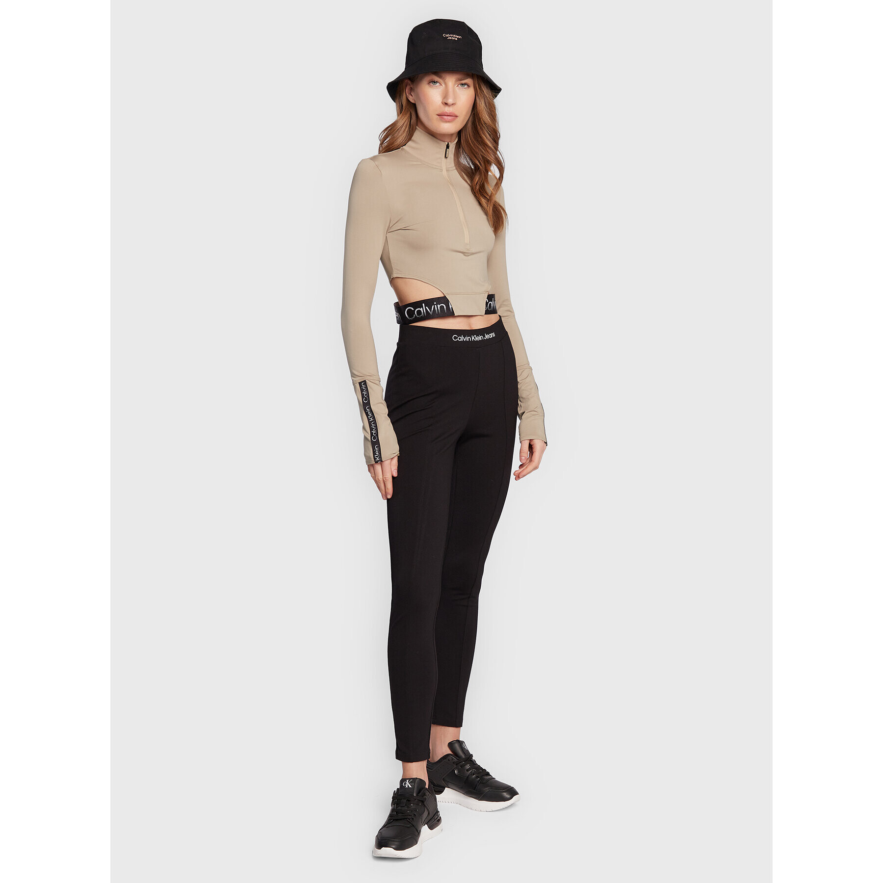 Calvin Klein Performance Блуза 00GWF2K200 Бежов Slim Fit - Pepit.bg