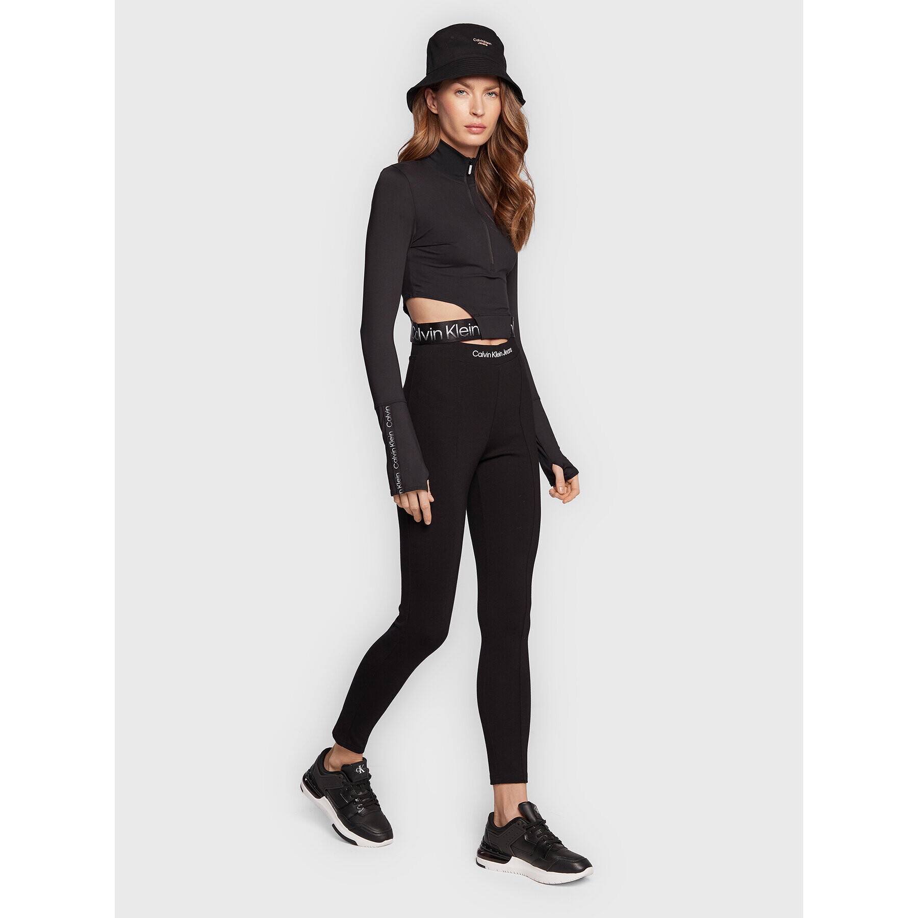 Calvin Klein Performance Блуза 00GWF2K200 Черен Slim Fit - Pepit.bg