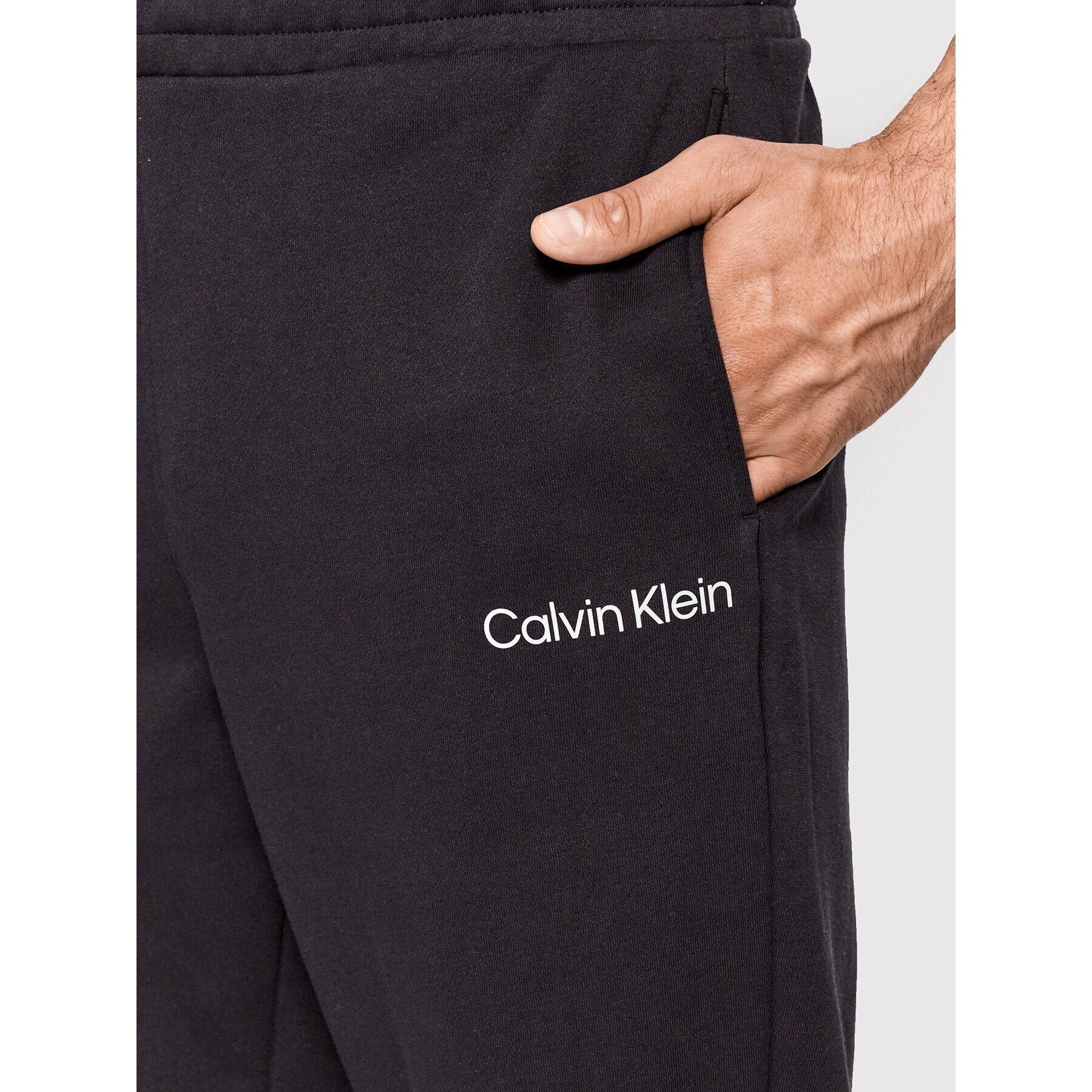 Calvin Klein Performance Долнище анцуг 00GMS2P606 Черен Regular Fit - Pepit.bg