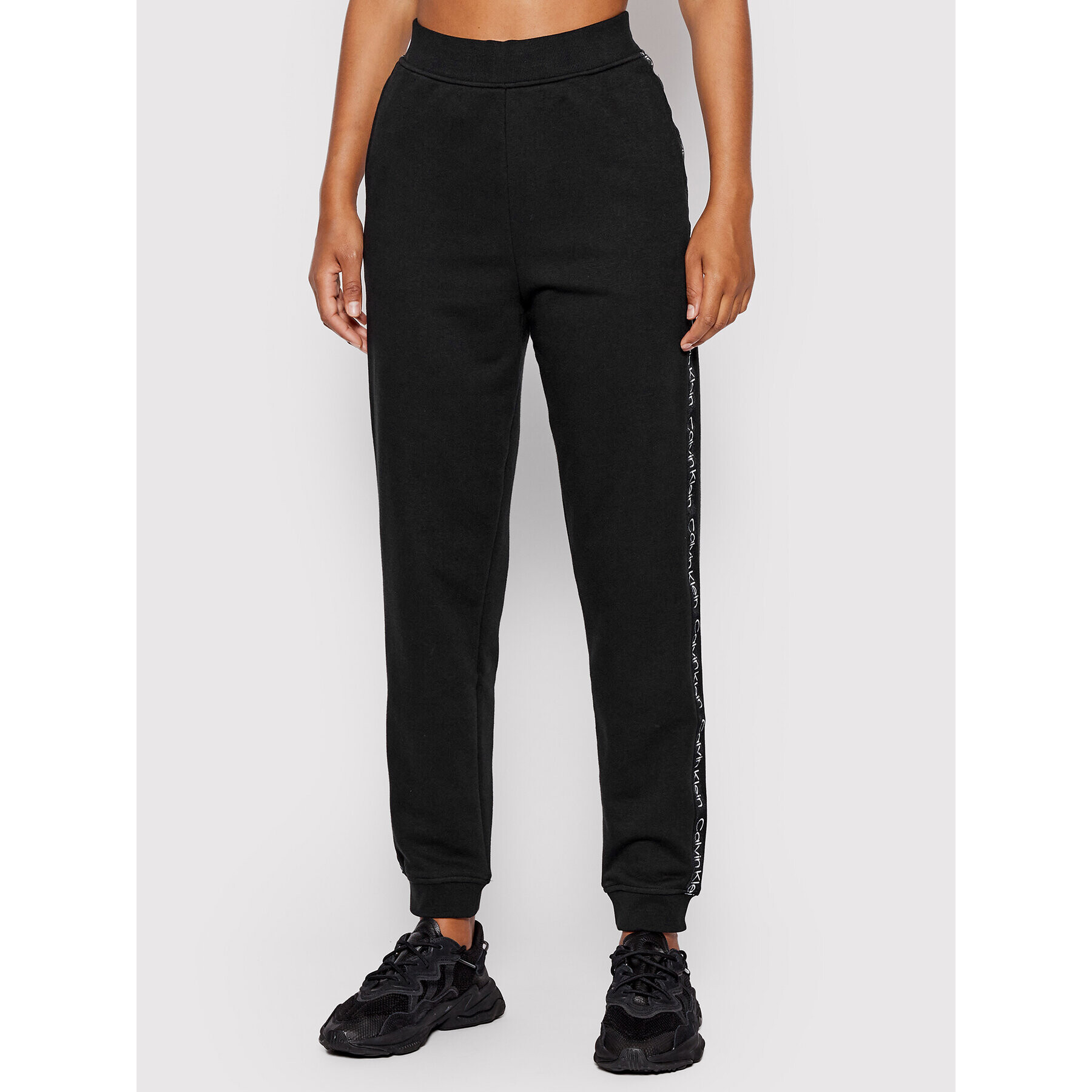 Calvin Klein Performance Долнище анцуг 00GWS2P610 Черен Regular Fit - Pepit.bg