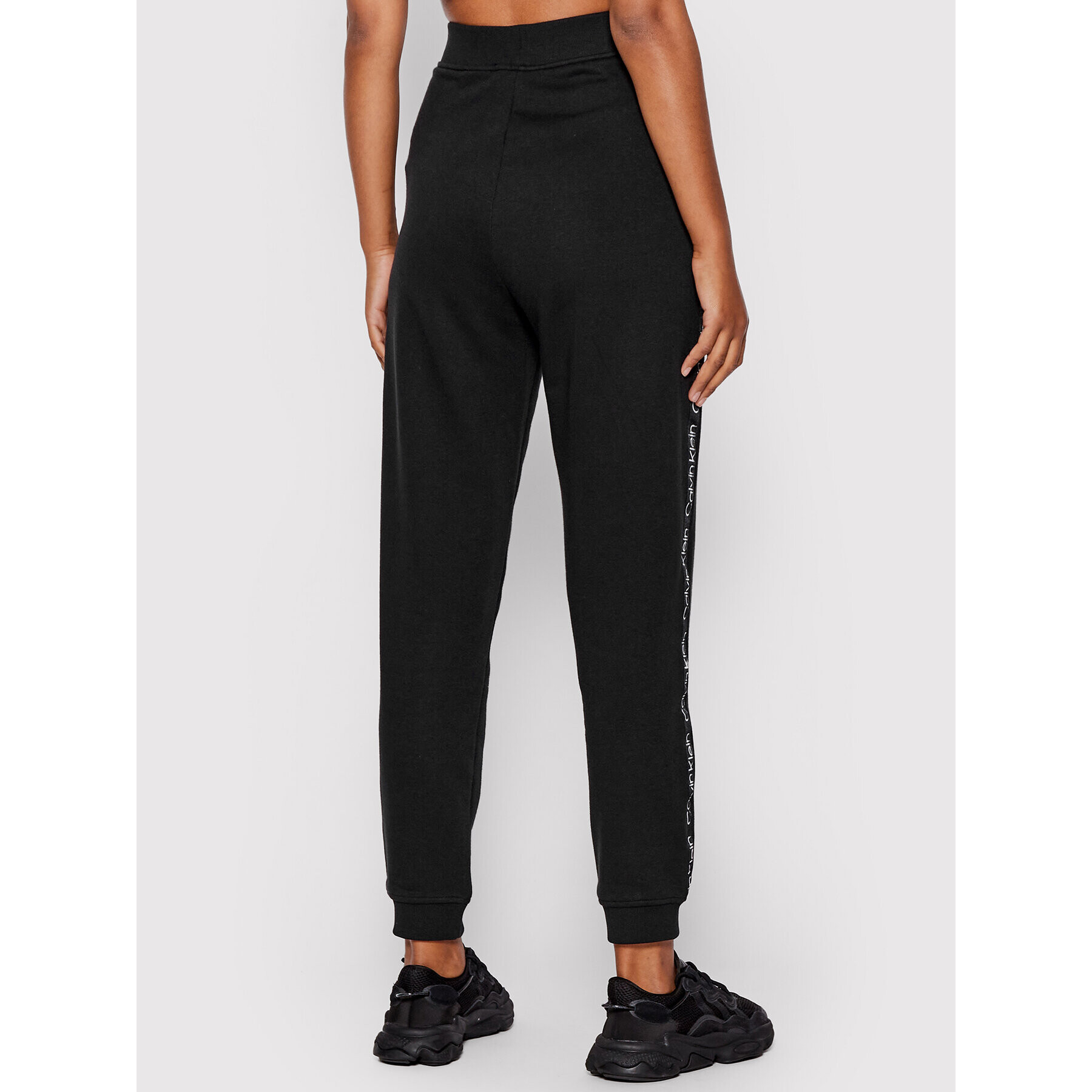 Calvin Klein Performance Долнище анцуг 00GWS2P610 Черен Regular Fit - Pepit.bg