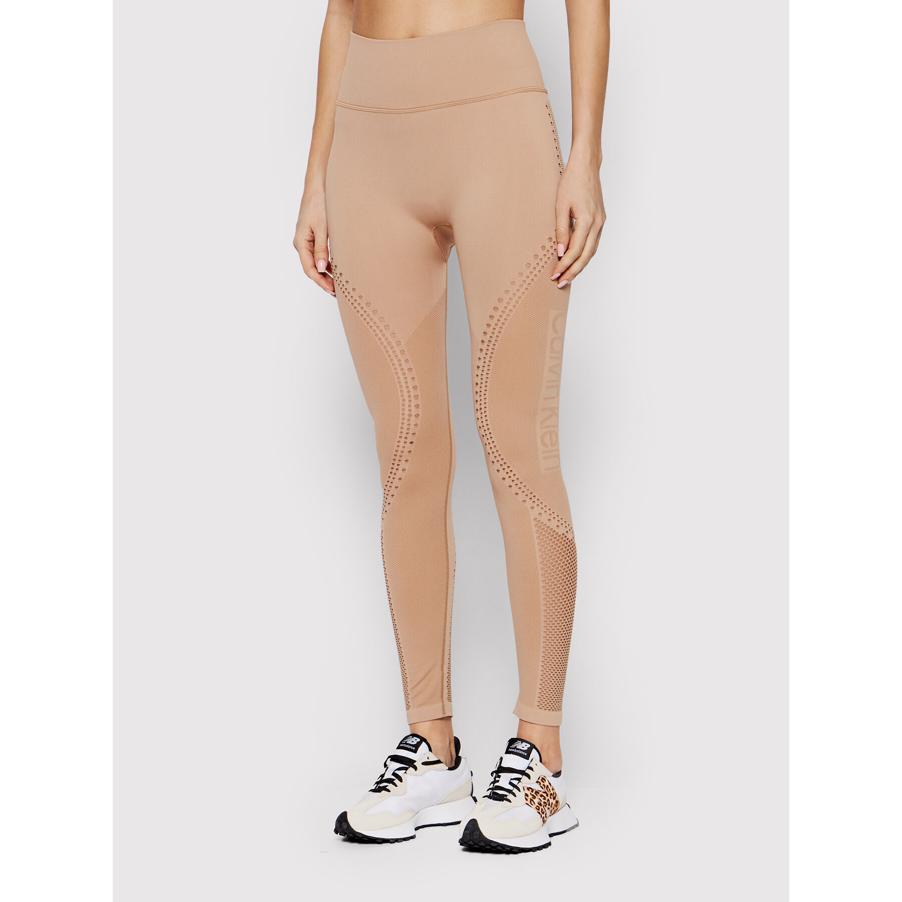 Calvin Klein Performance Клин 00GWS2L612 Бежов Slim Fit - Pepit.bg