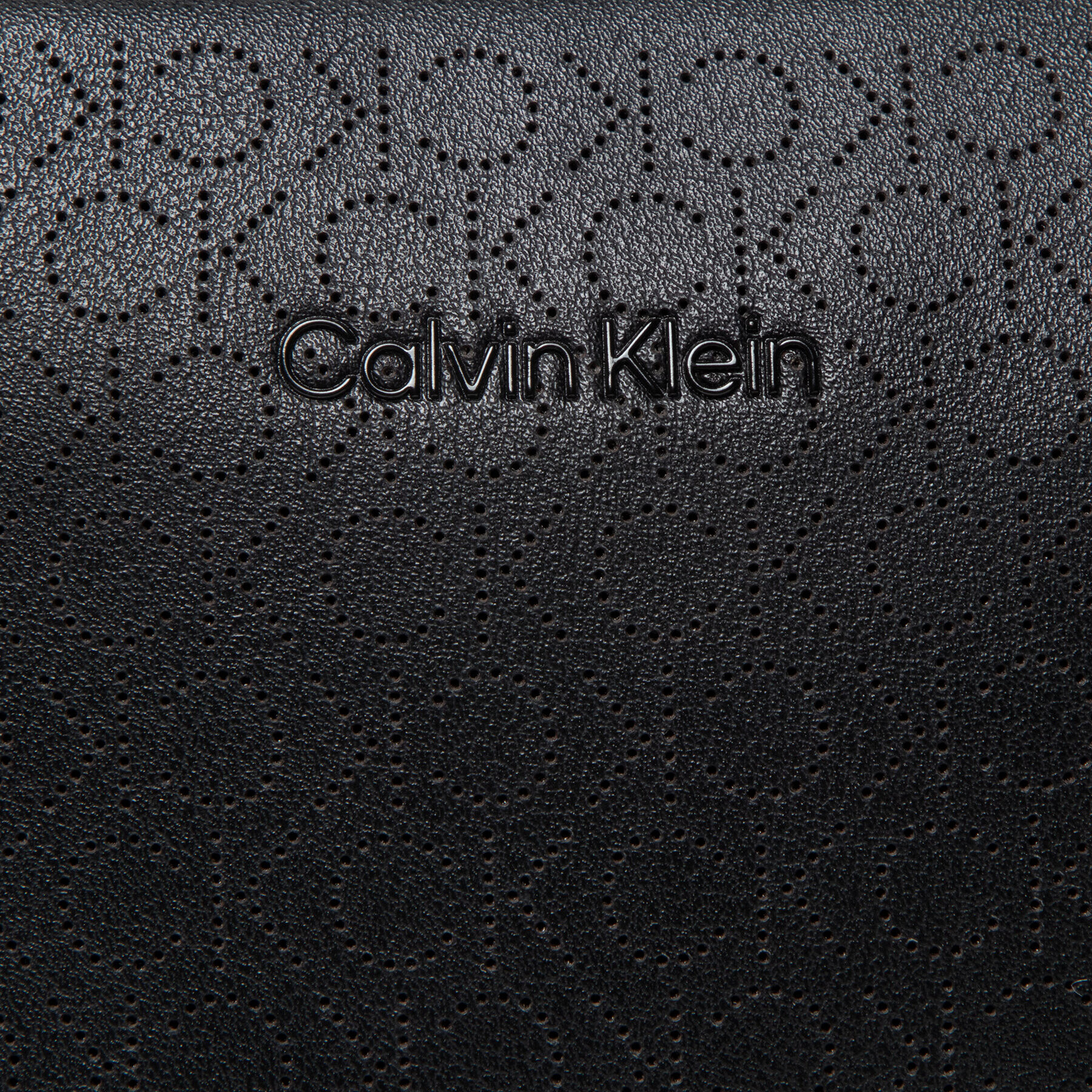 Calvin Klein Мъжка чантичка Perfed Flatpack K50K508760 Черен - Pepit.bg