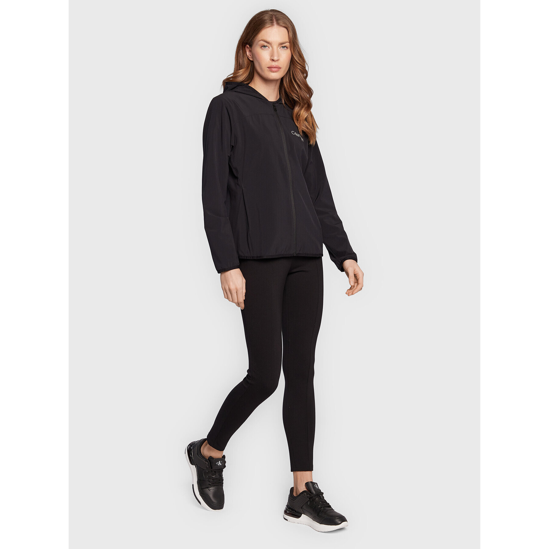 Calvin Klein Performance Преходно яке 00GWF2O509 Черен Slim Fit - Pepit.bg