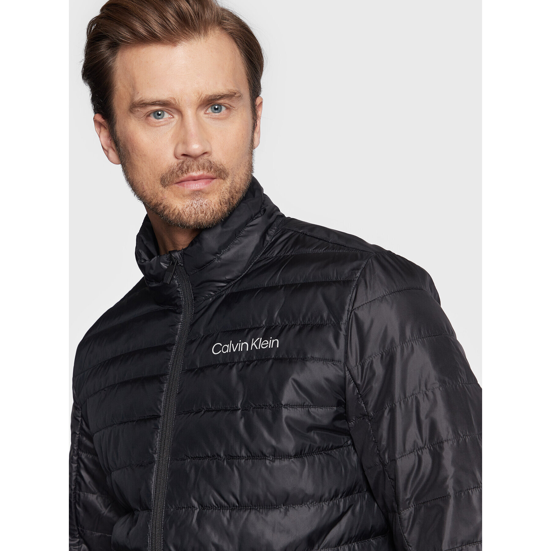 Calvin Klein Performance Пухено яке 00GMF2O524 Черен Regular Fit - Pepit.bg