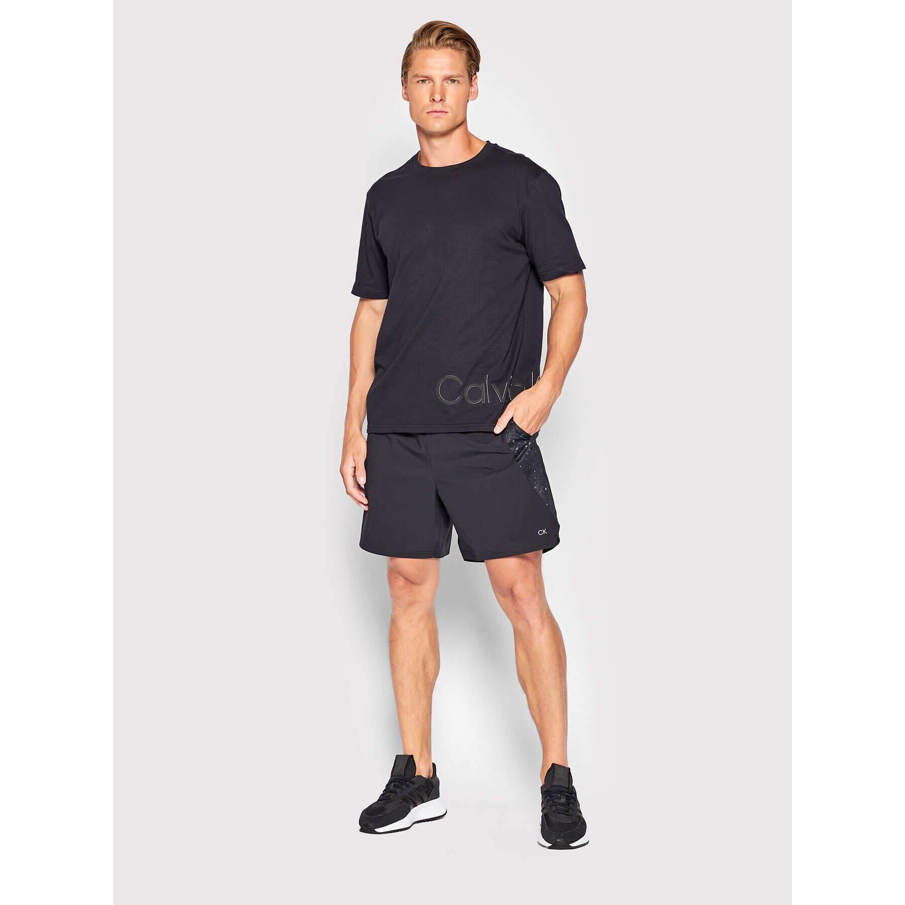 Calvin Klein Performance Спортни шорти 00GMS2S802 Черен Regular Fit - Pepit.bg