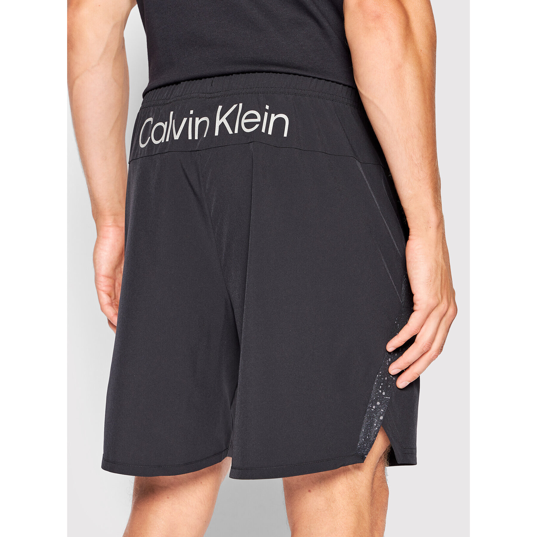 Calvin Klein Performance Спортни шорти 00GMS2S802 Черен Regular Fit - Pepit.bg