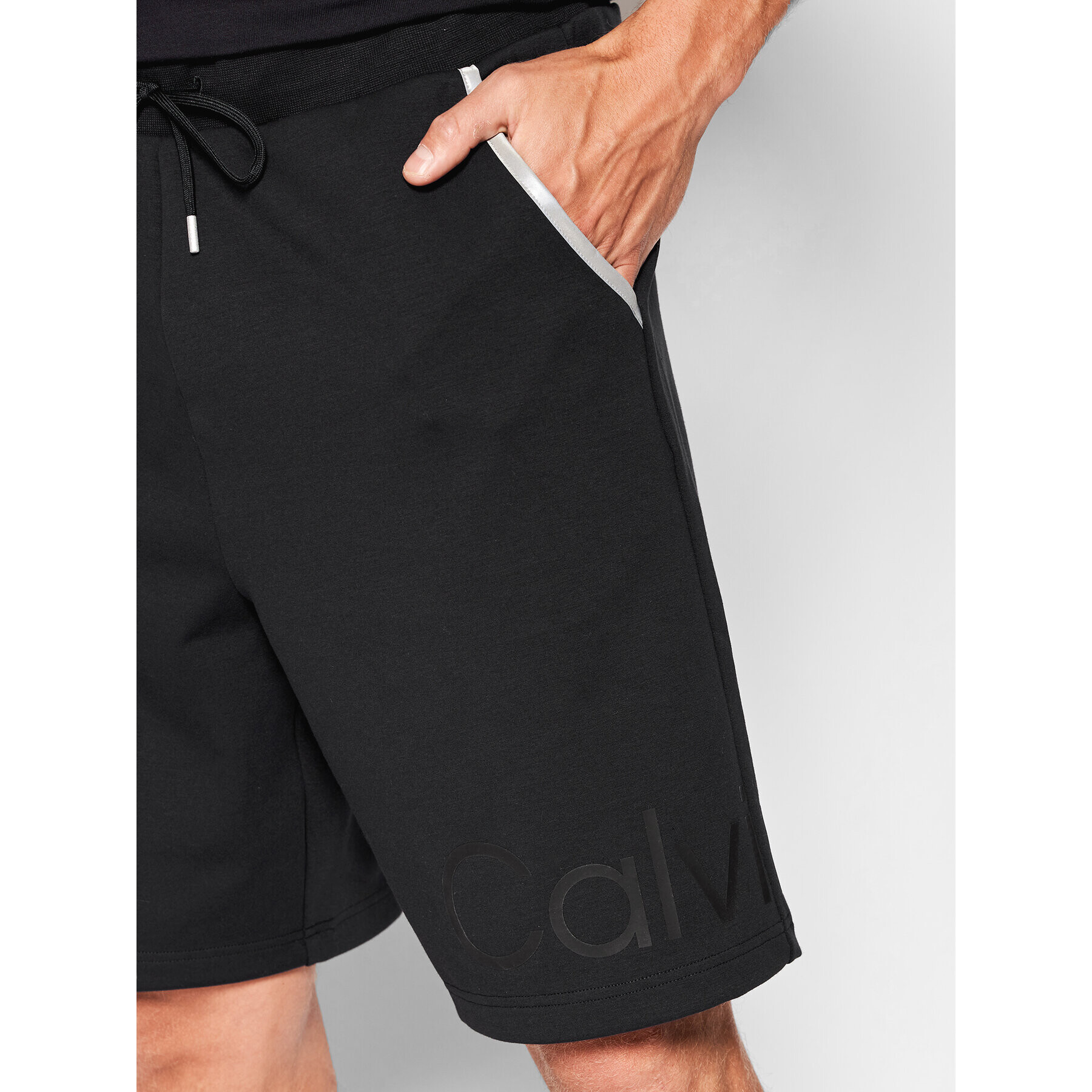 Calvin Klein Performance Спортни шорти 00GMS2S808 Черен Regular Fit - Pepit.bg