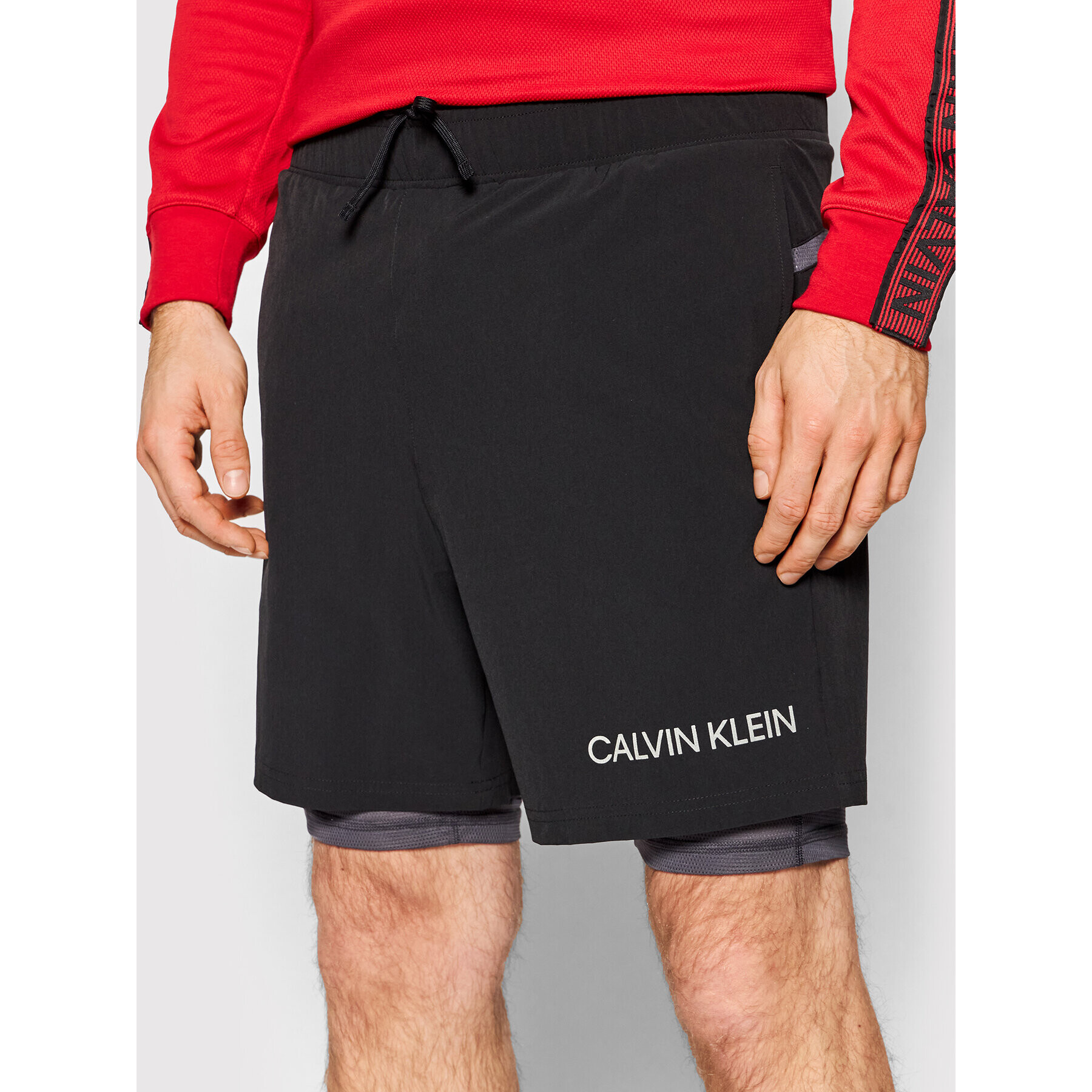 Calvin Klein Performance Спортни шорти 2 In 1 Woven 00GMF1S806 Черен Regular Fit - Pepit.bg