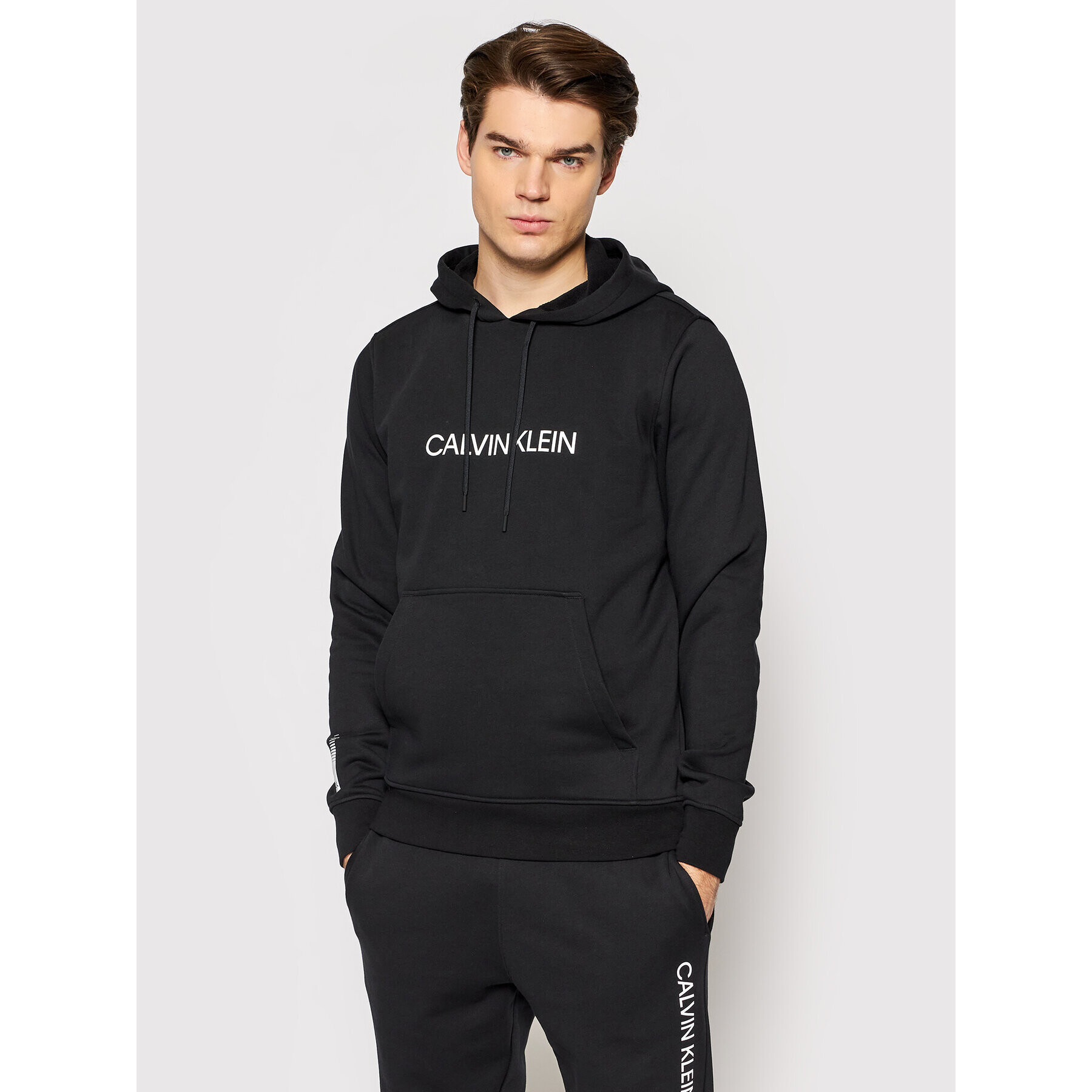 Calvin Klein Performance Суитшърт 00GMF1W304 Черен Regular Fit - Pepit.bg