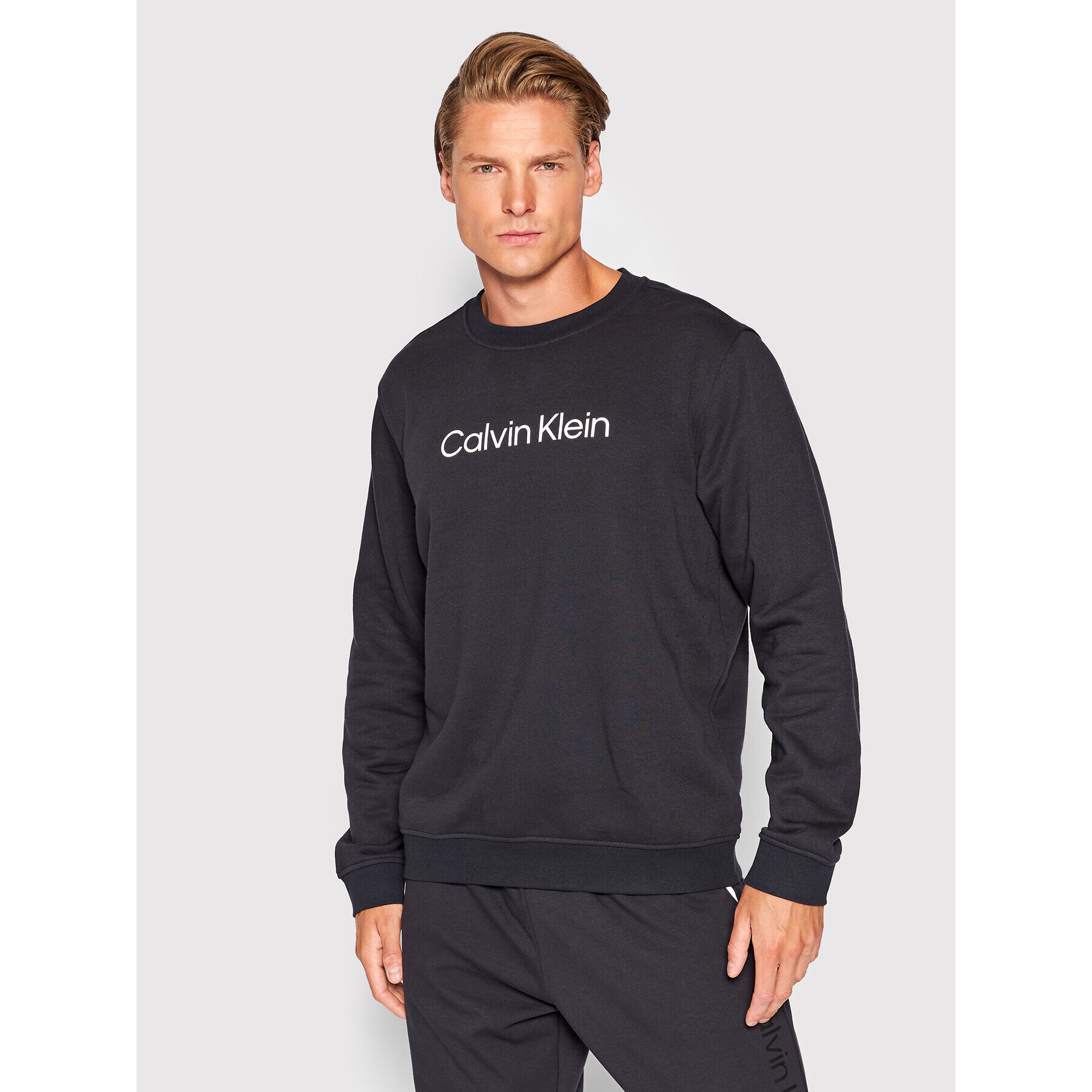 Calvin Klein Performance Суитшърт 00GMS2W305 Черен Regular Fit - Pepit.bg