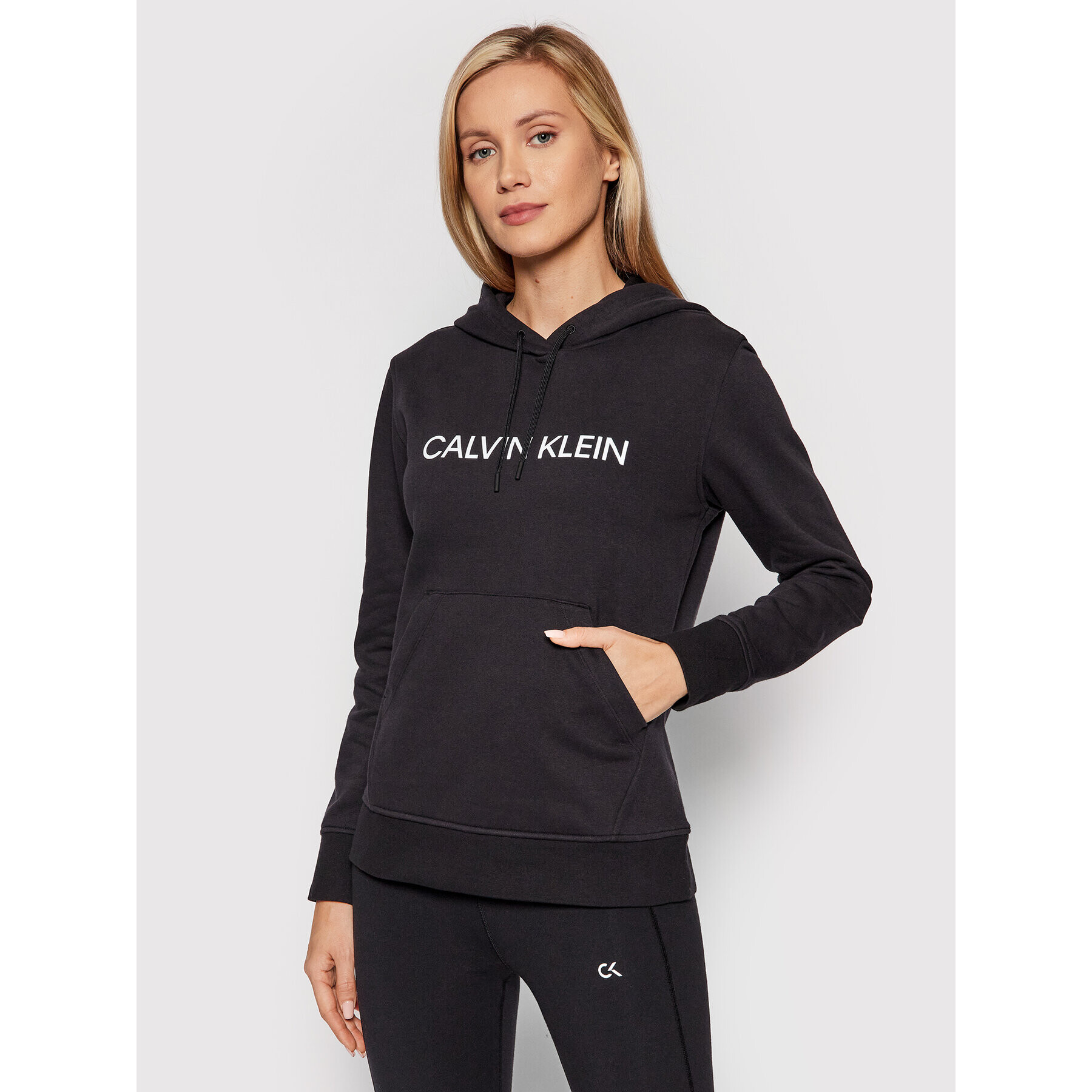 Calvin Klein Performance Суитшърт 00GWF1W311 Черен Regular Fit - Pepit.bg