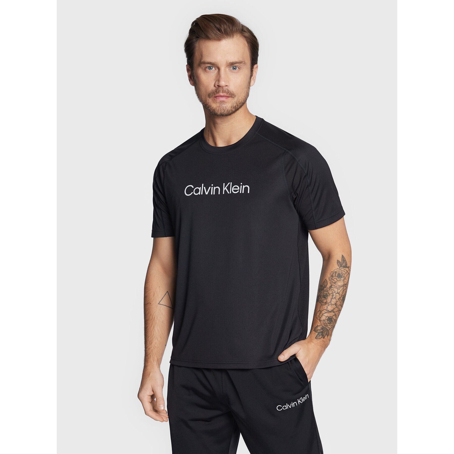 Calvin Klein Performance Тениска от техническо трико 00GMS2K109 Черен Regular Fit - Pepit.bg