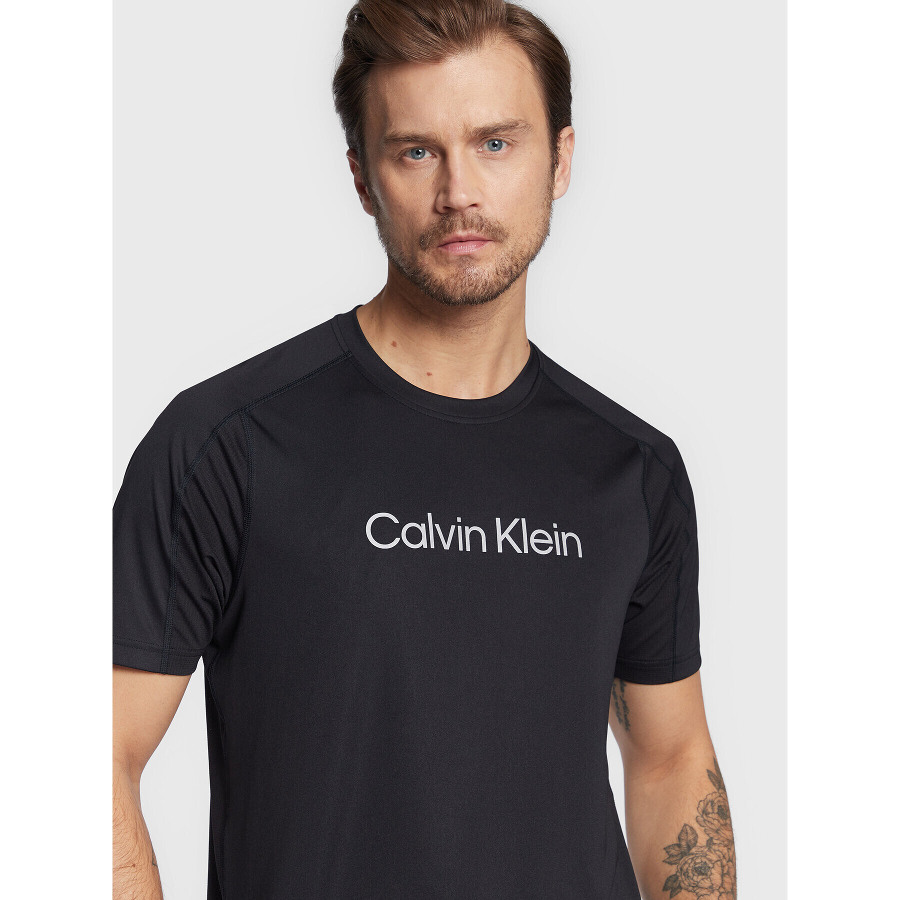 Calvin Klein Performance Тениска от техническо трико 00GMS2K109 Черен Regular Fit - Pepit.bg