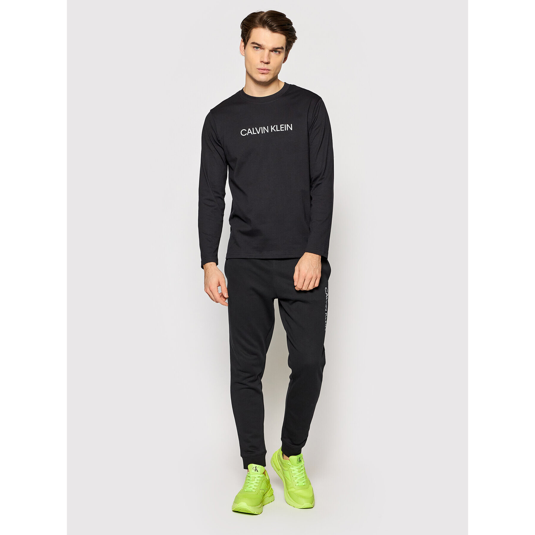 Calvin Klein Performance Тениска с дълъг ръкав 00GMF1K200 Черен Regular Fit - Pepit.bg