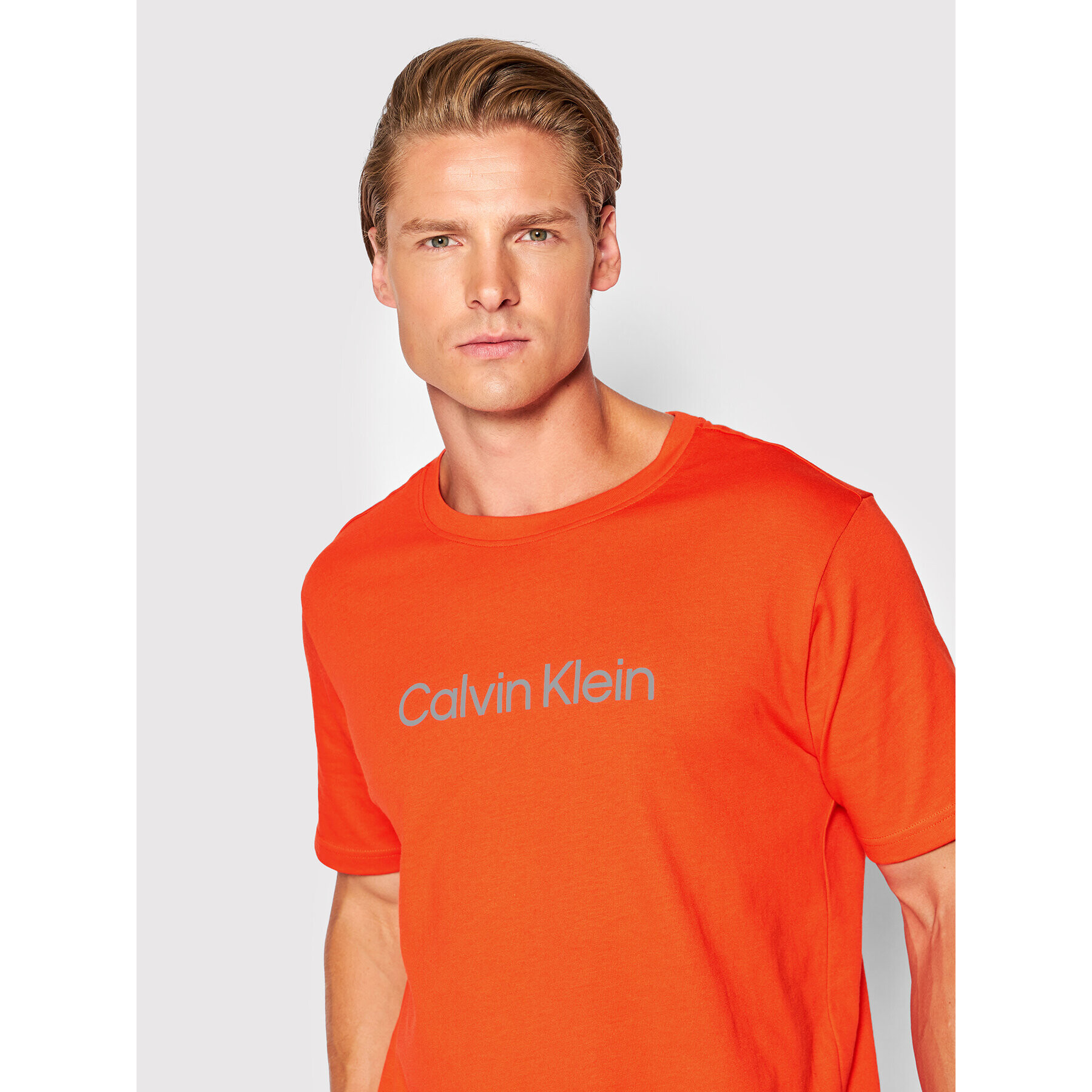 Calvin Klein Performance Тишърт 00GMS2K107 Оранжев Regular Fit - Pepit.bg