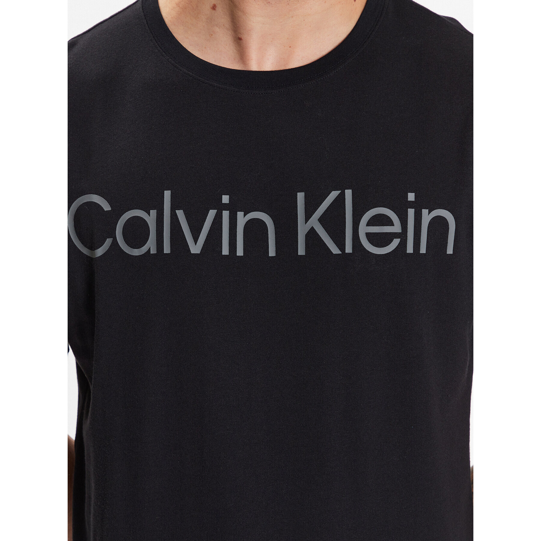 Calvin Klein Performance Тишърт 00GMS3K109 Черен Regular Fit - Pepit.bg