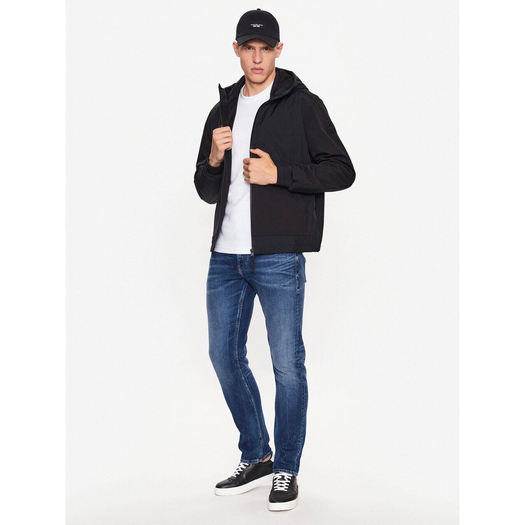 Calvin Klein Преходно яке K10K111465 Черен Regular Fit - Pepit.bg