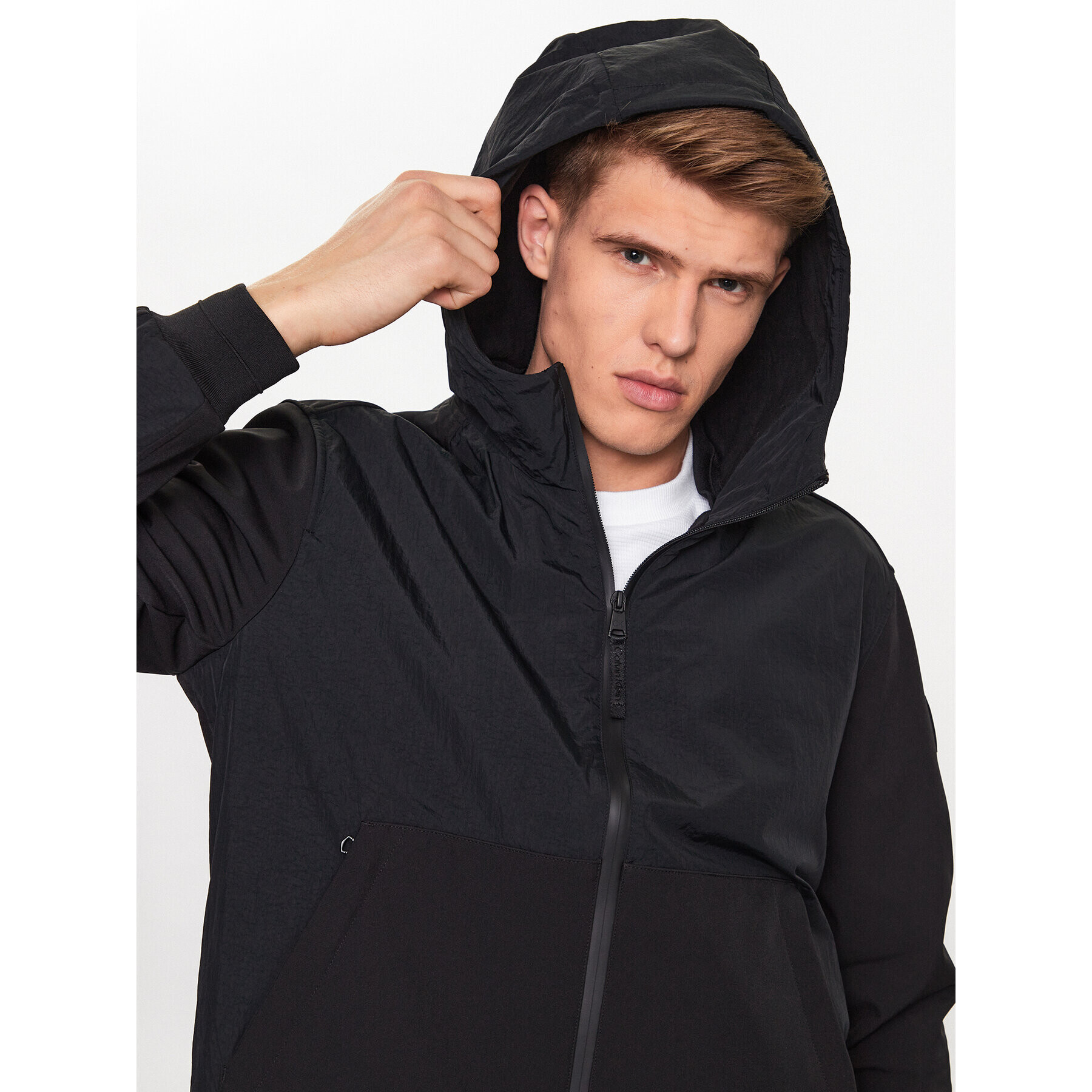 Calvin Klein Преходно яке K10K111465 Черен Regular Fit - Pepit.bg
