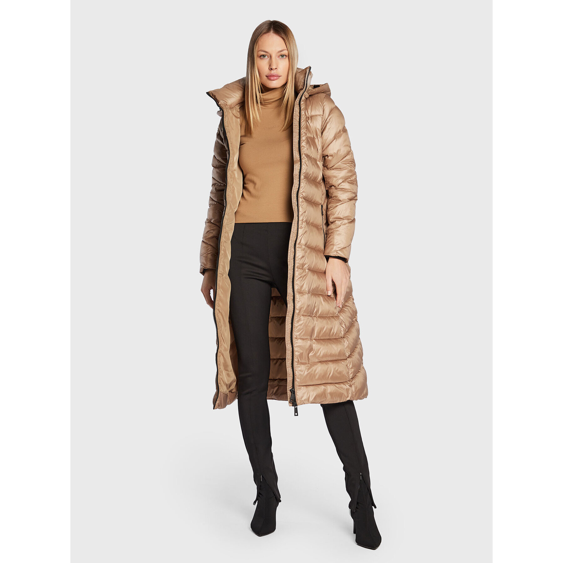 Calvin Klein Пухено яке Essential K20K204699 Кафяв Regular Fit - Pepit.bg