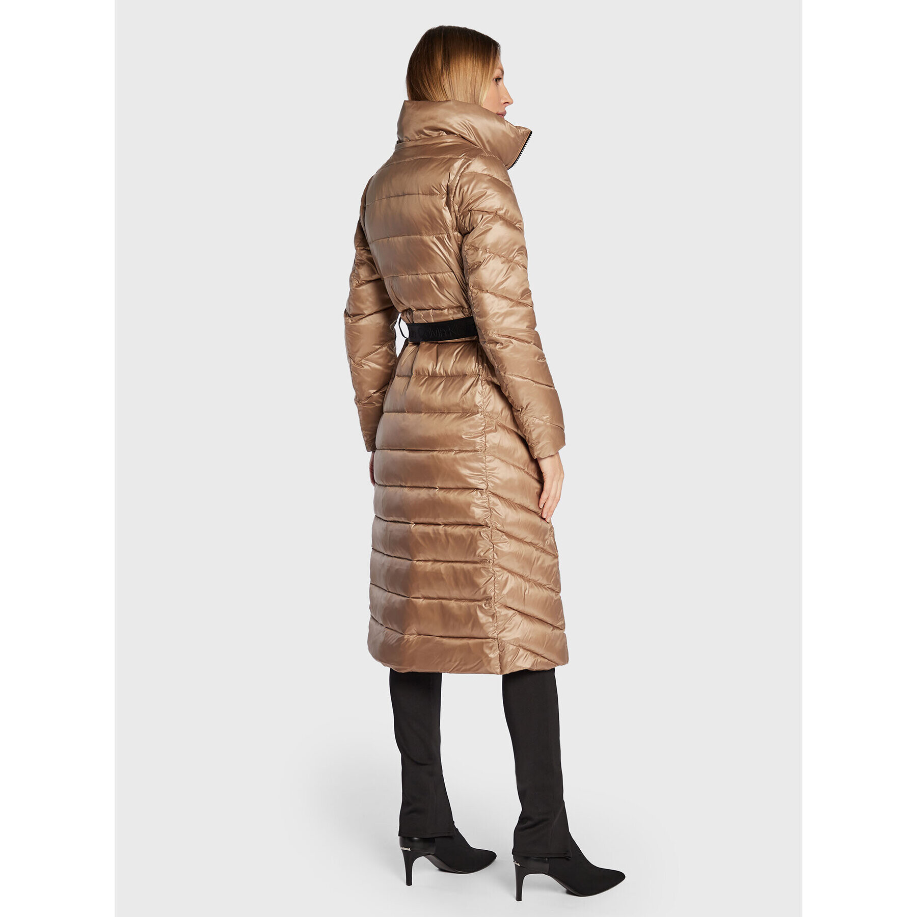 Calvin Klein Пухено яке Essential K20K204699 Кафяв Regular Fit - Pepit.bg