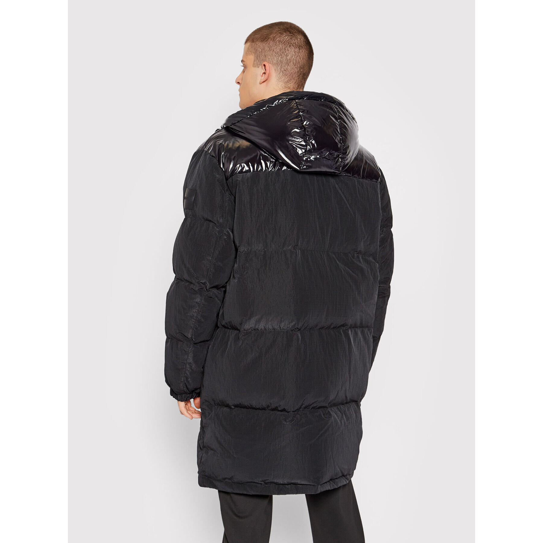 Calvin Klein Пухено яке High Shine K10K107931 Черен Regular Fit - Pepit.bg