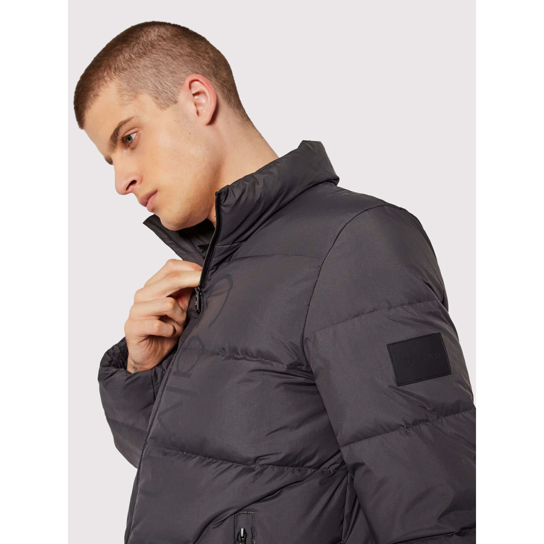 Calvin Klein Пухено яке K10K107487 Черен Regular Fit - Pepit.bg