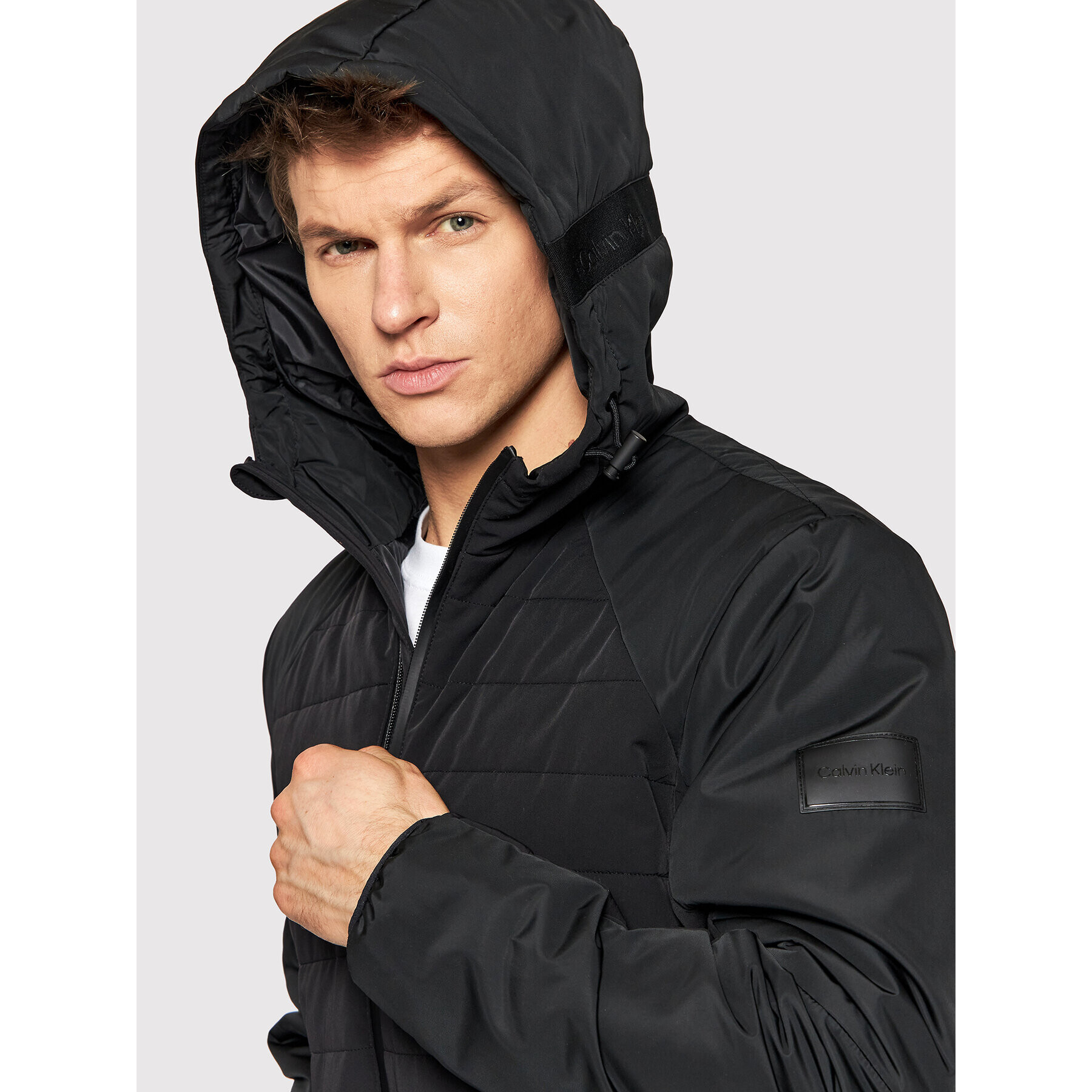 Calvin Klein Пухено яке K10K109420 Черен Regular Fit - Pepit.bg