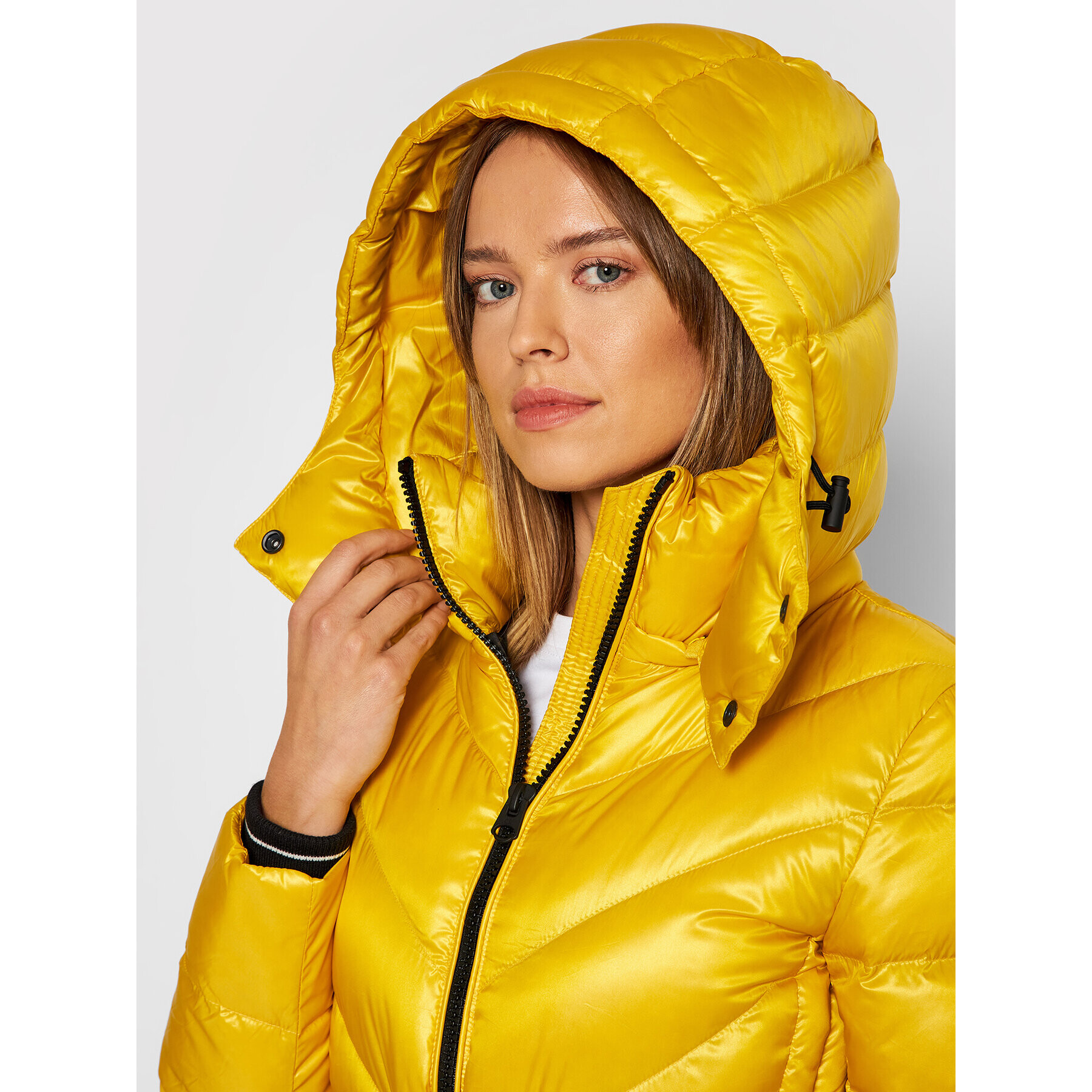 Calvin Klein Пухено яке K20K203132 Жълт Regular Fit - Pepit.bg