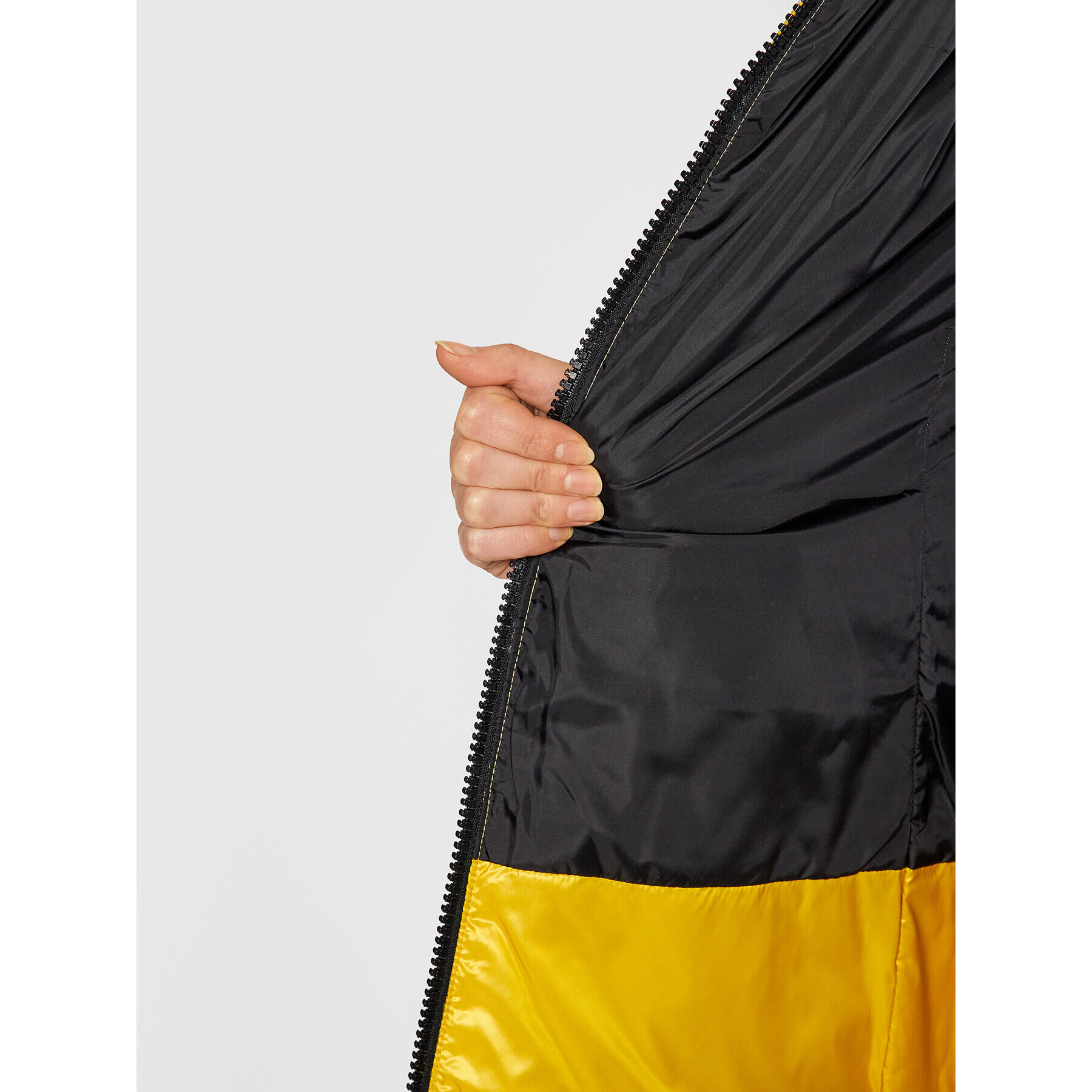 Calvin Klein Пухено яке K20K203132 Жълт Regular Fit - Pepit.bg