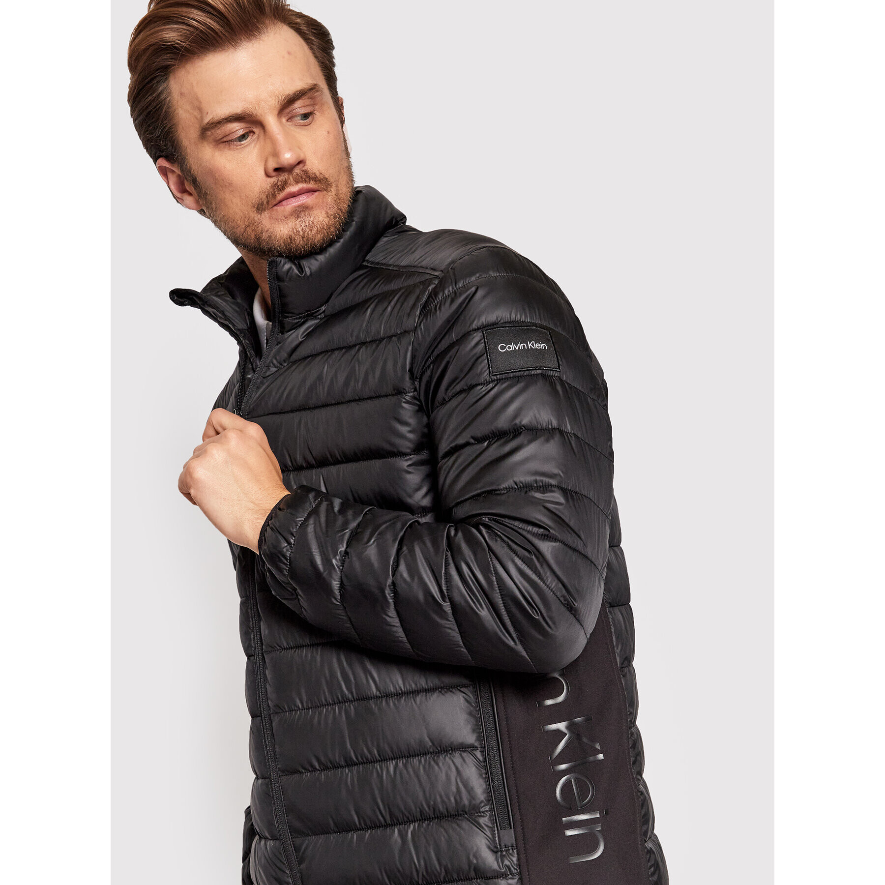Calvin Klein Пухено яке Recycled Side K10K108291 Черен Regular Fit - Pepit.bg