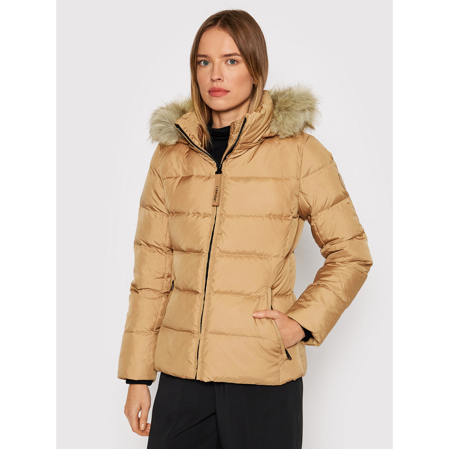 Calvin Klein Пухено яке Womenswear K20K203126 Бежов Regular Fit - Pepit.bg