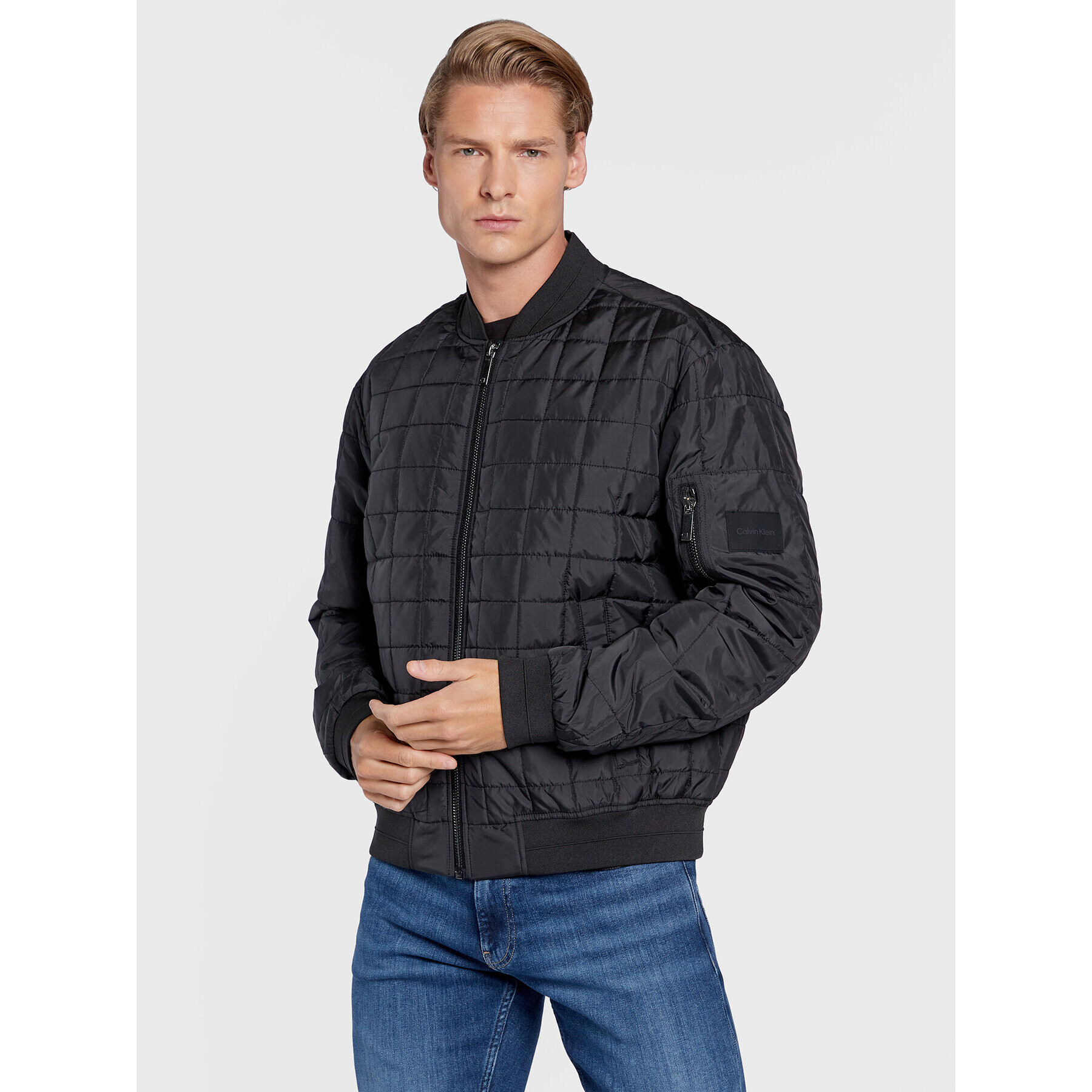 Calvin Klein Пухено яке Hero K10K110318 Черен Regular Fit - Pepit.bg